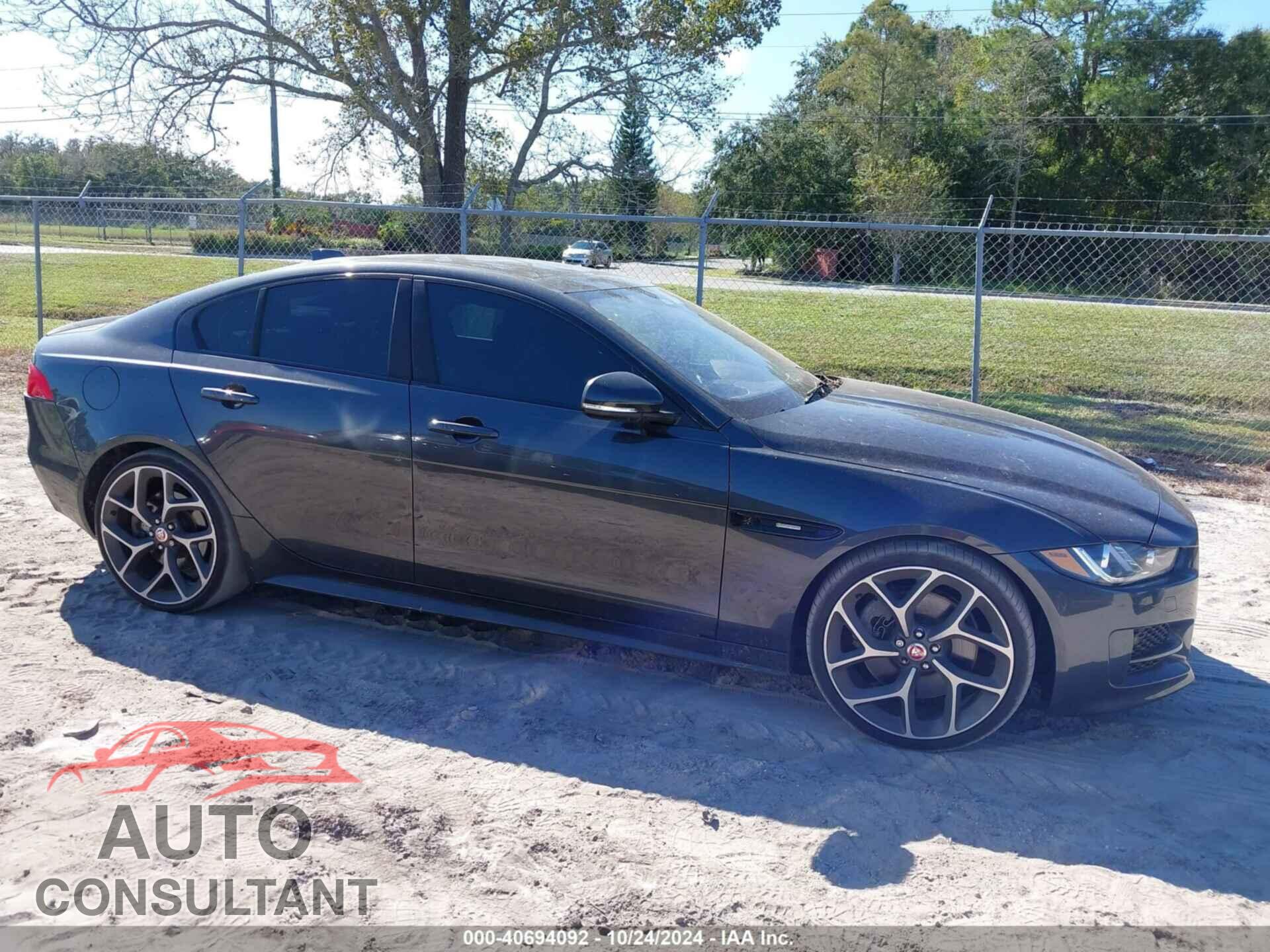 JAGUAR XE 2017 - SAJAF4BV5HA964717