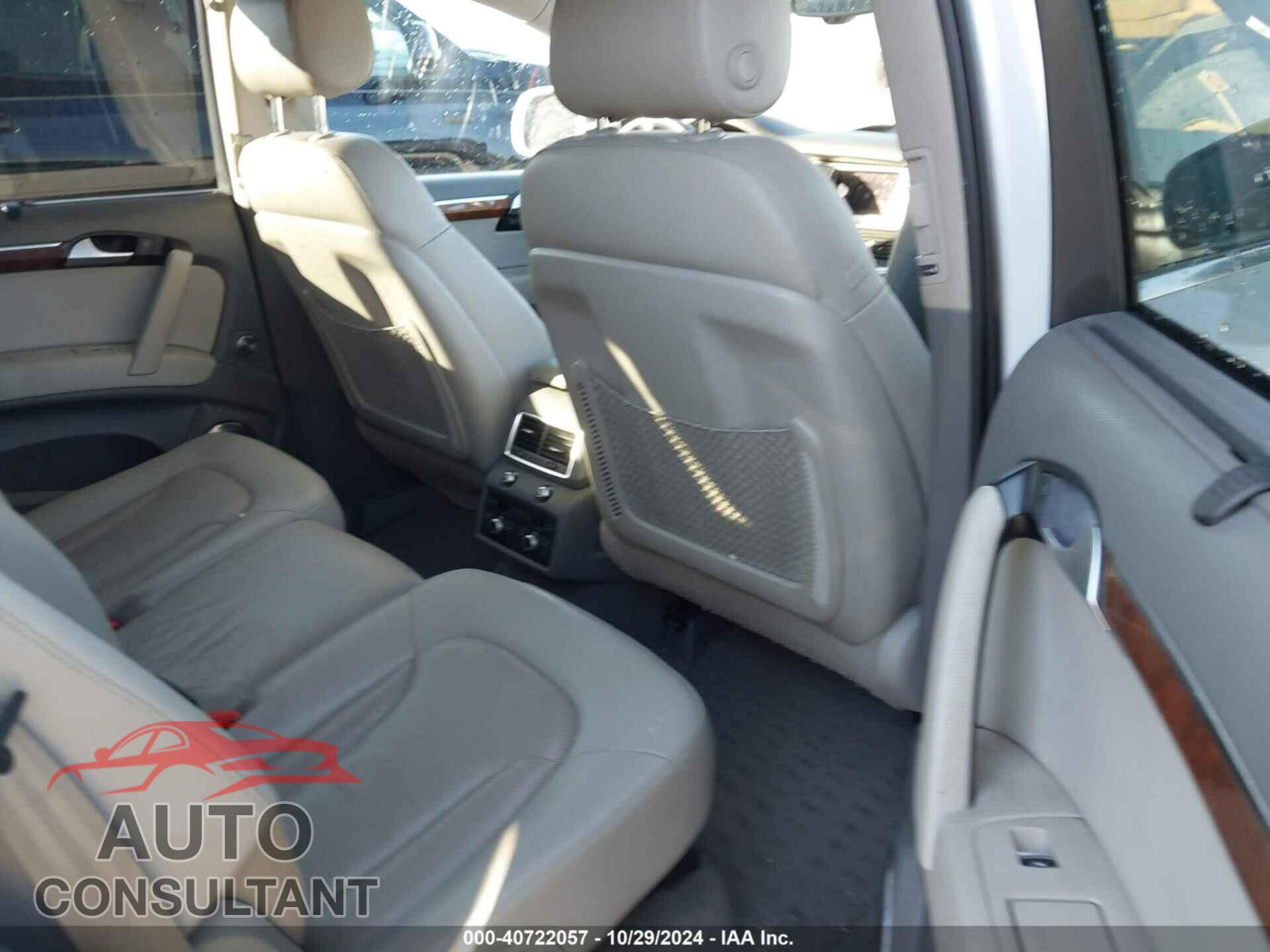 AUDI Q7 2015 - WA1VMAFE2FD008213