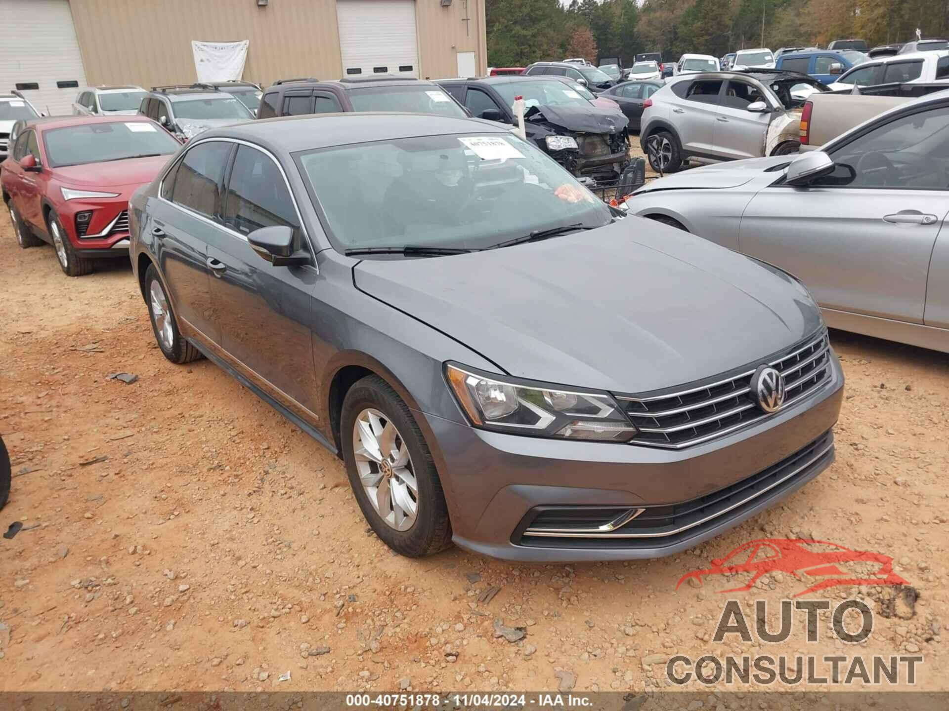 VOLKSWAGEN PASSAT 2017 - 1VWAT7A31HC081787