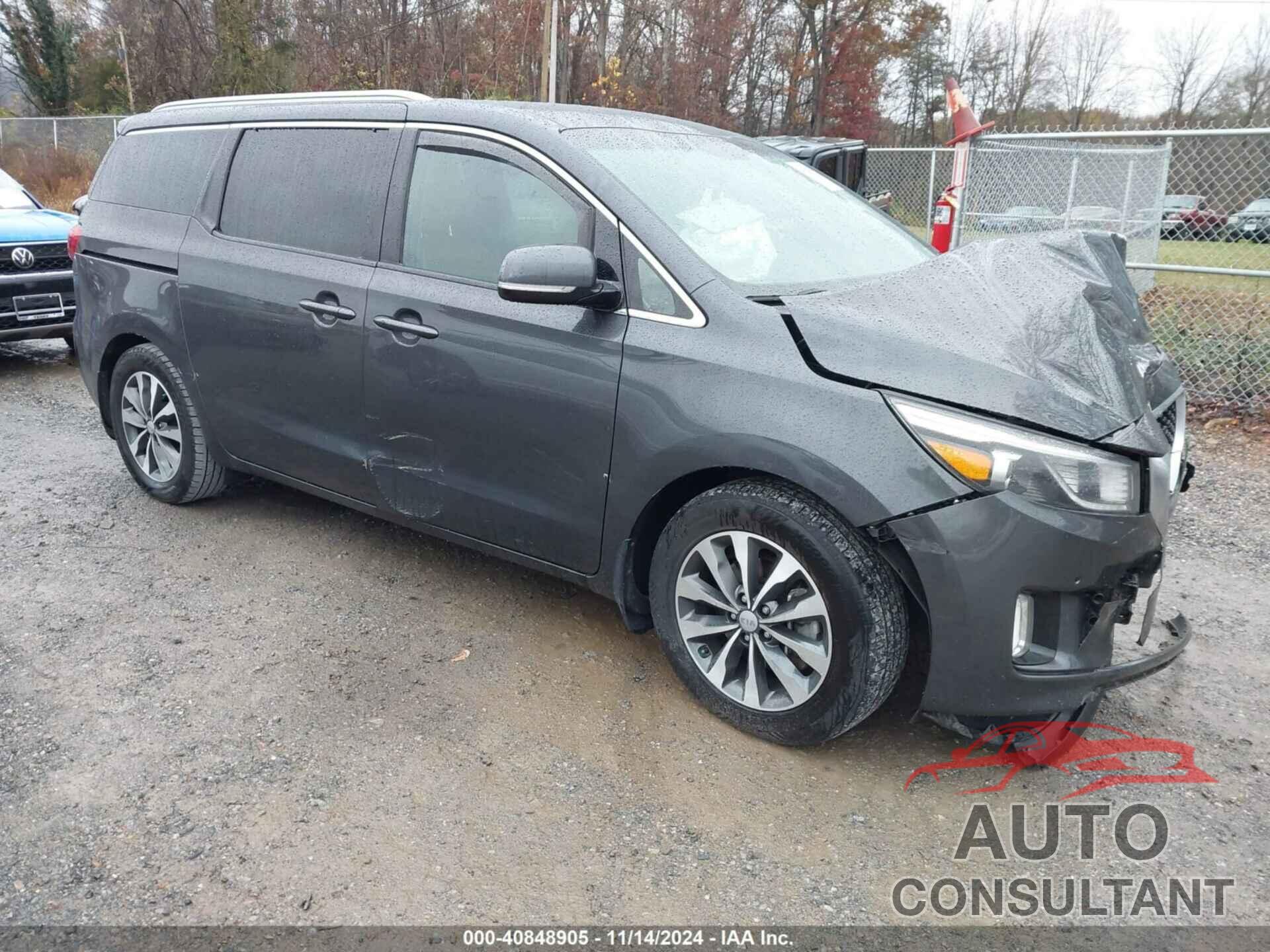 KIA SEDONA 2018 - KNDMC5C15J6423052