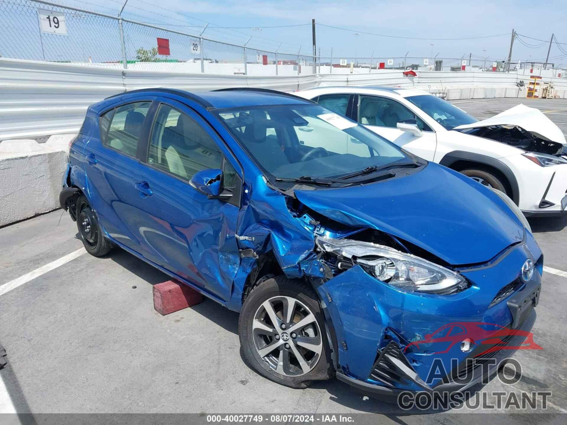 TOYOTA PRIUS C 2018 - JTDKDTB34J1618360