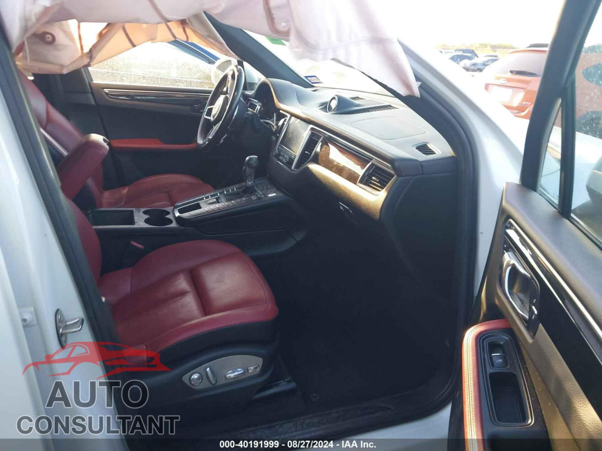 PORSCHE MACAN 2017 - WP1AA2A57HLB05053