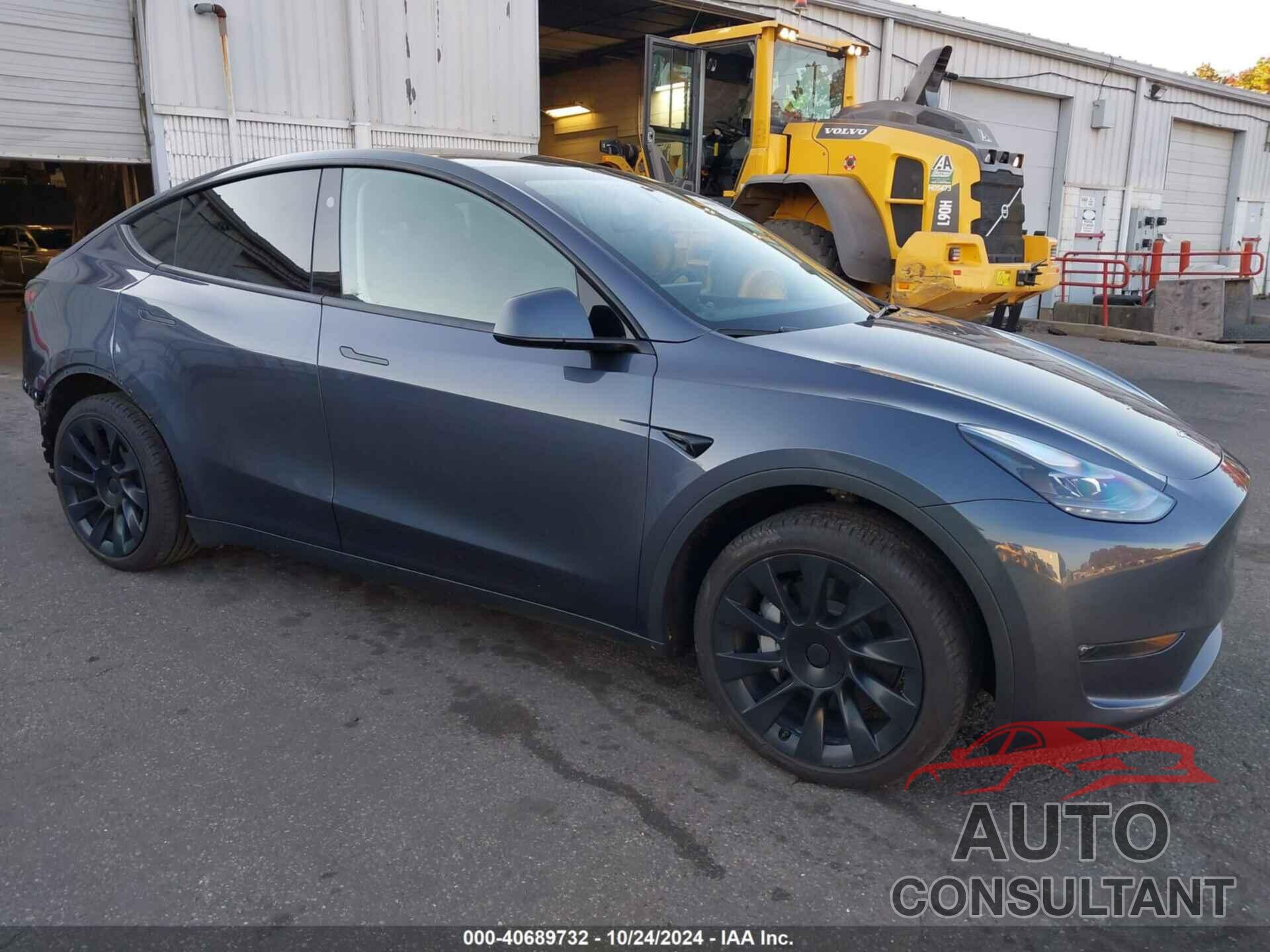 TESLA MODEL Y 2023 - 7SAYGDED1PF961030
