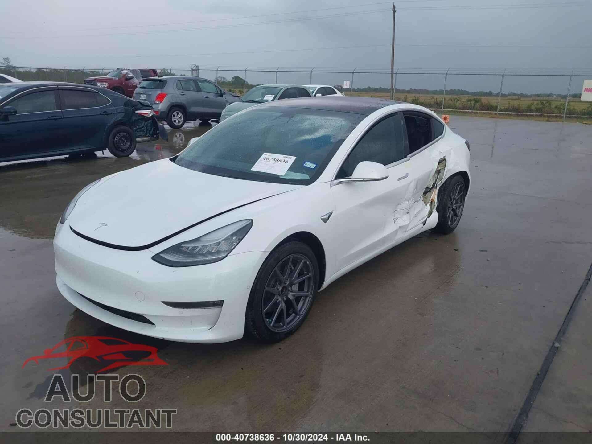 TESLA MODEL 3 2018 - 5YJ3E1EA5JF098807