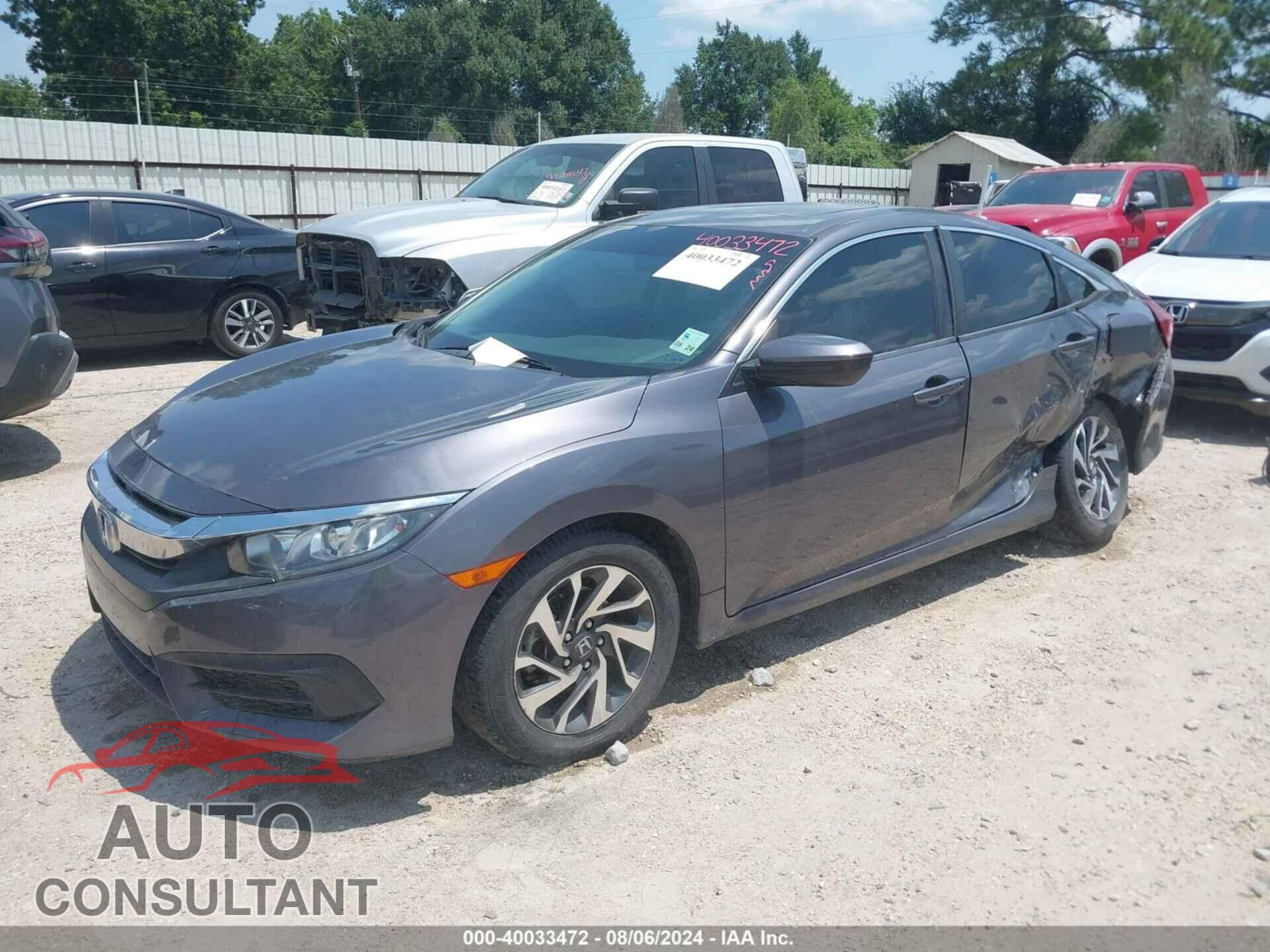 HONDA CIVIC 2018 - 2HGFC2F78JH558677