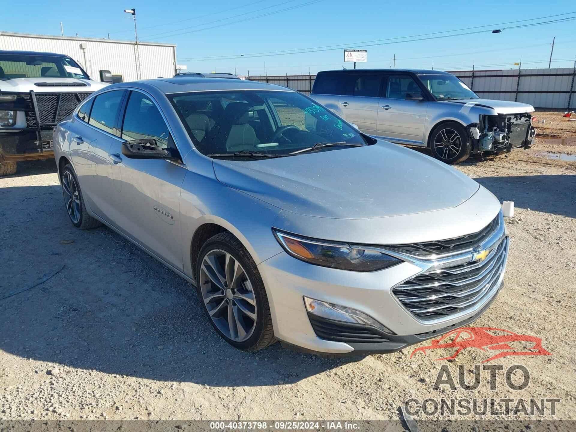 CHEVROLET MALIBU 2022 - 1G1ZD5ST3NF130965