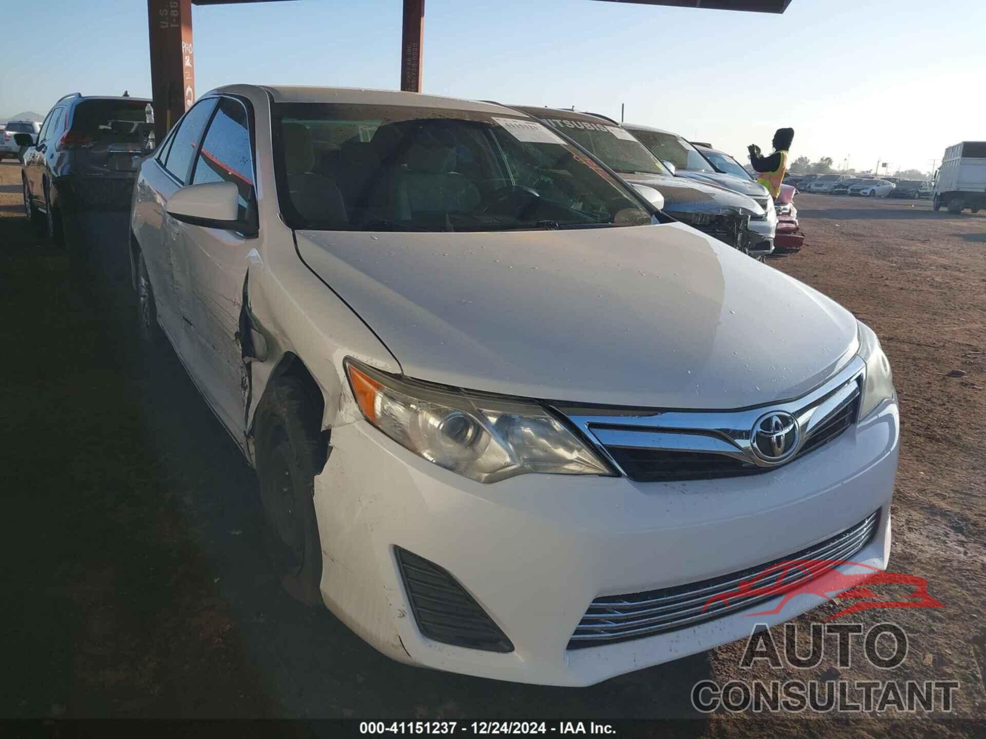 TOYOTA CAMRY 2014 - 4T4BF1FK3ER431987