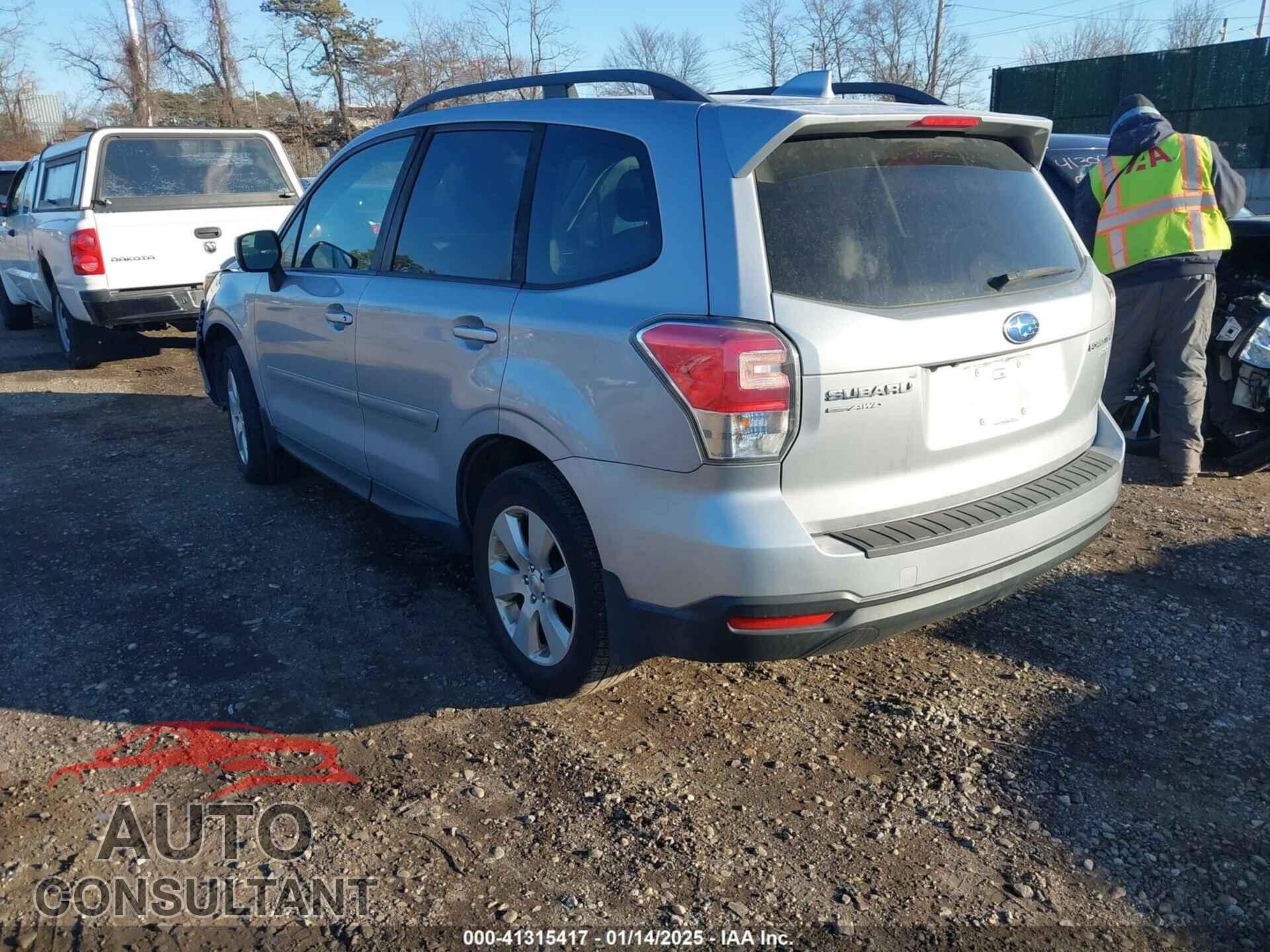 SUBARU FORESTER 2017 - JF2SJAEC3HH477955