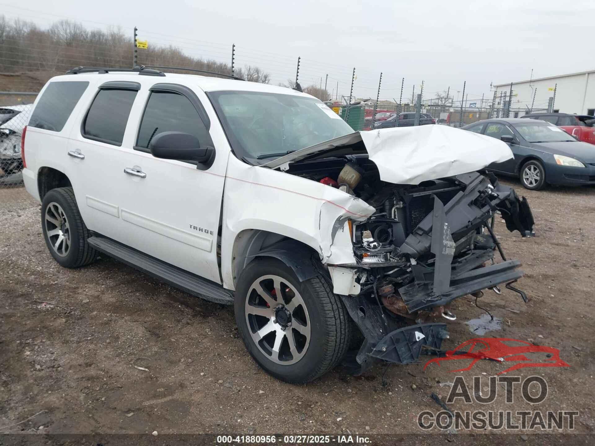 CHEVROLET TAHOE 2014 - 1GNSKAE00ER109649