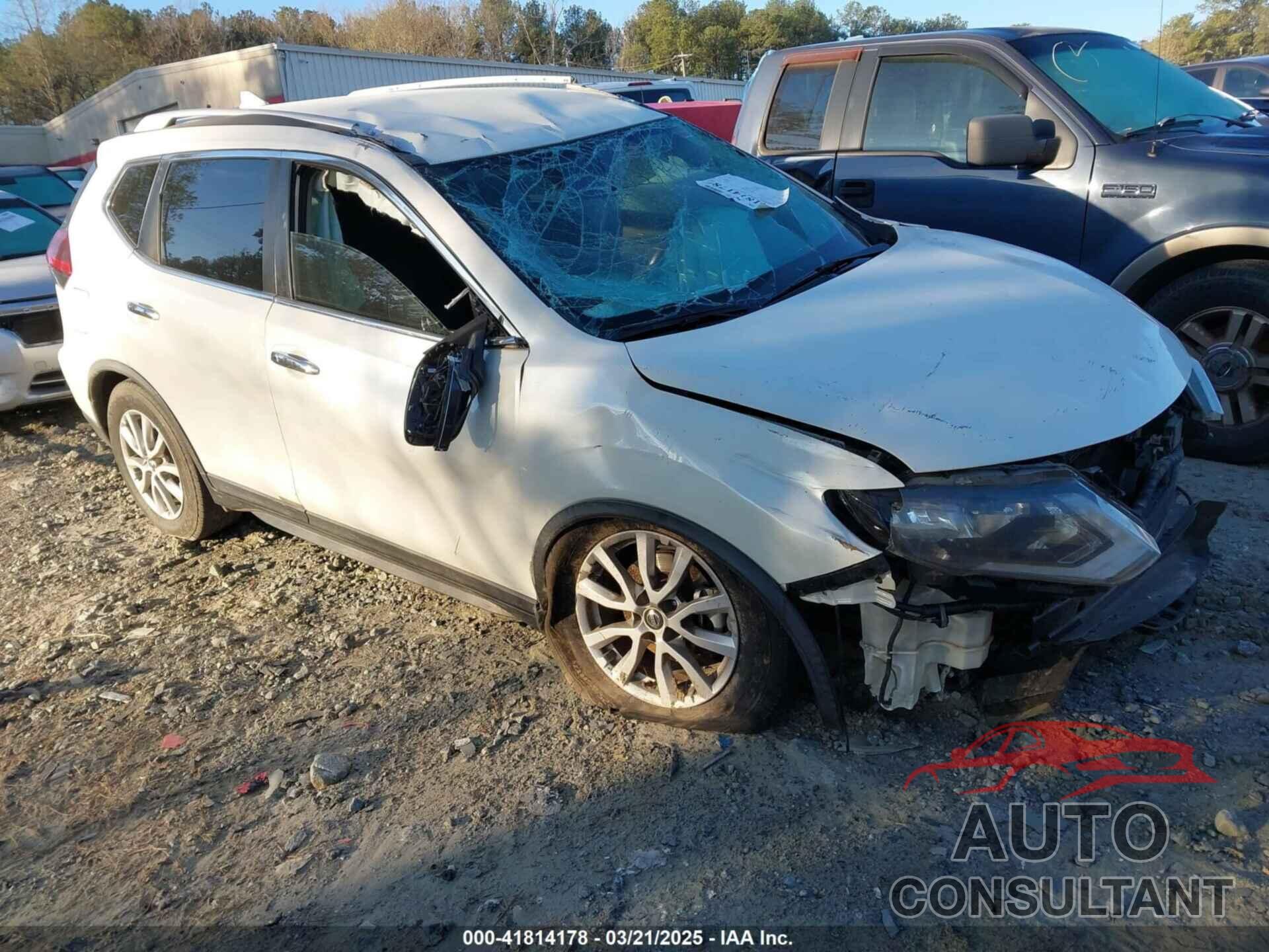 NISSAN ROGUE 2018 - KNMAT2MT1JP597051