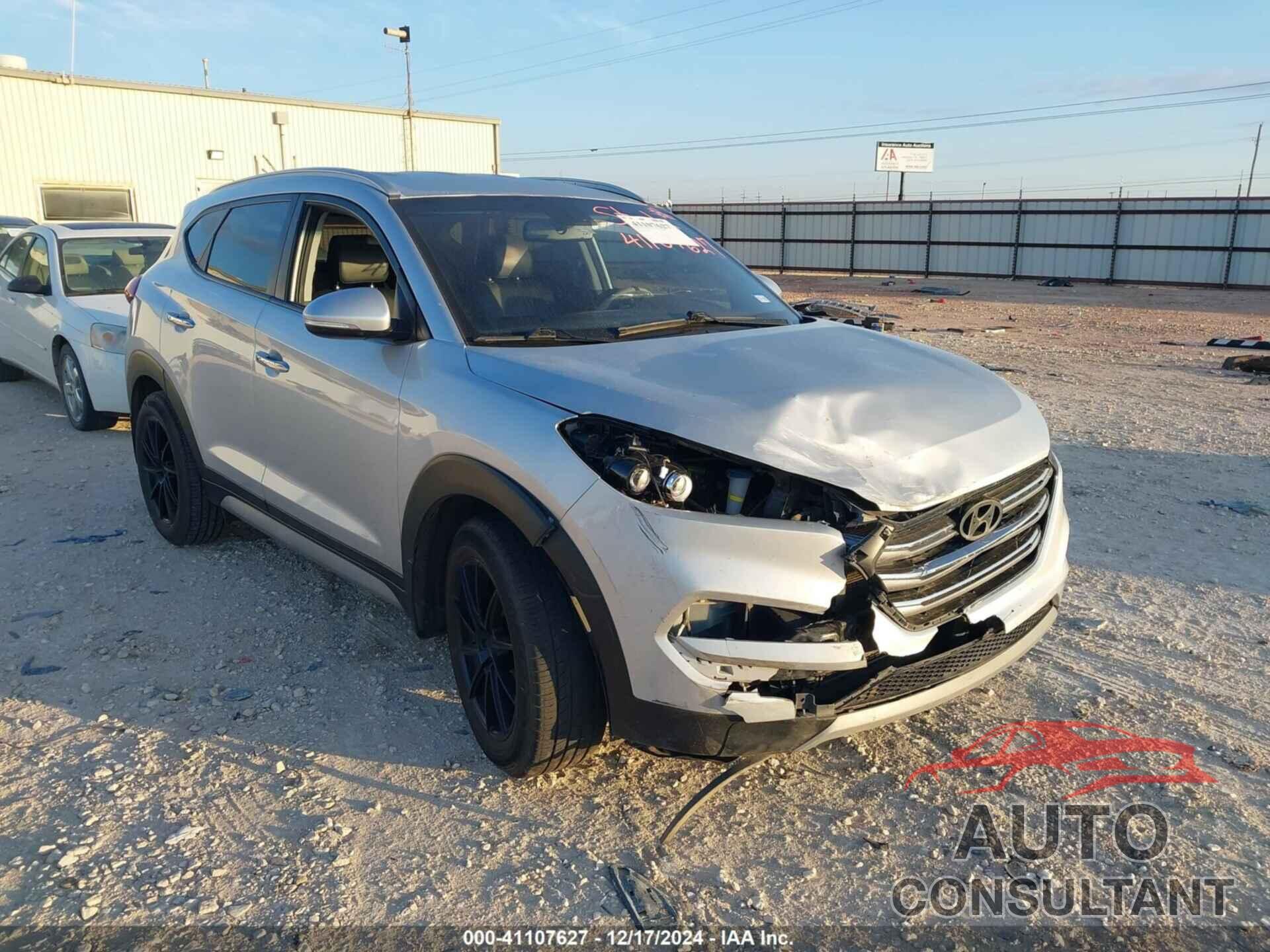 HYUNDAI TUCSON 2018 - KM8J33A23JU756084