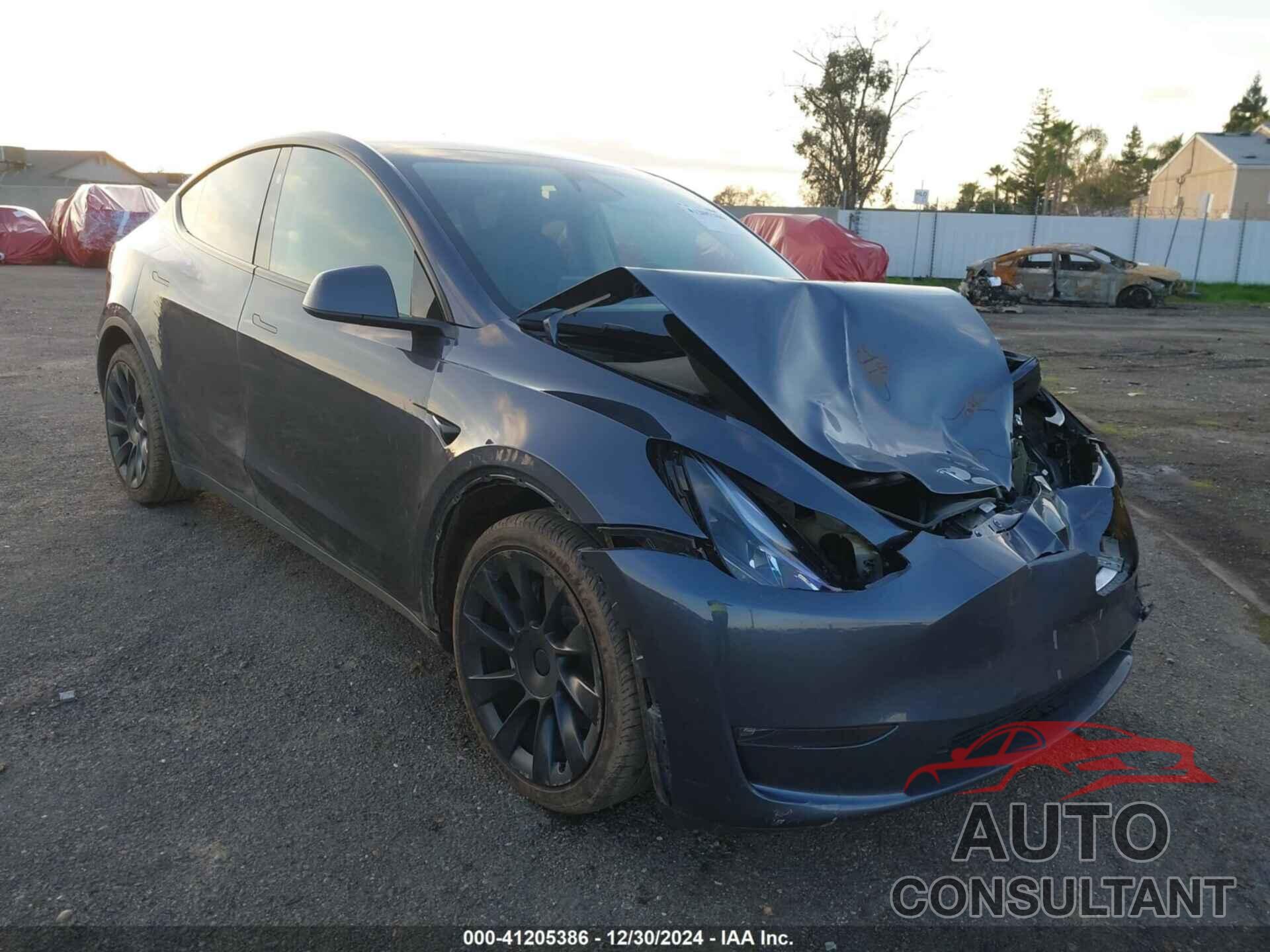 TESLA MODEL Y 2023 - 7SAYGDEE9PF858527