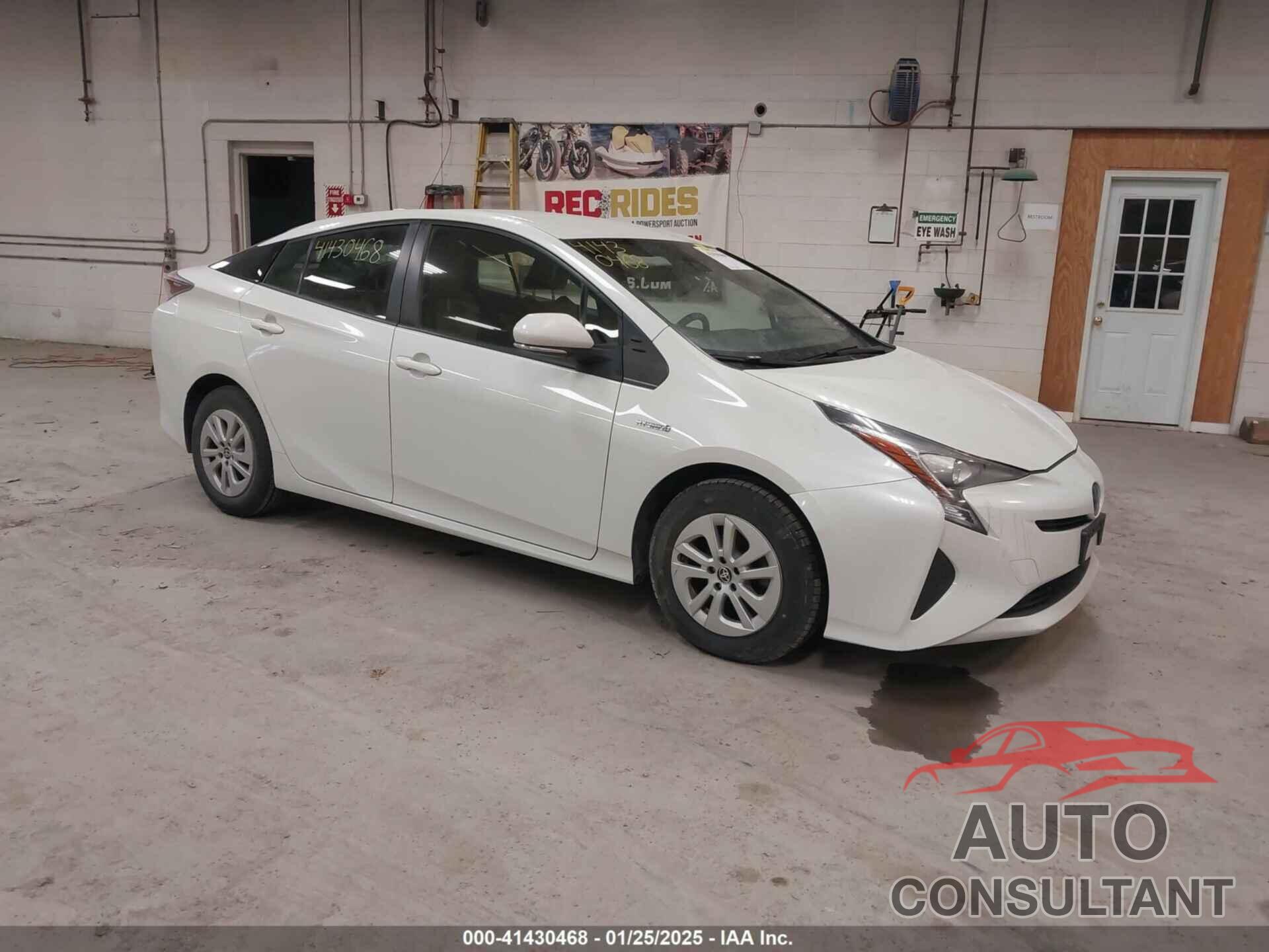 TOYOTA PRIUS 2017 - JTDKBRFU1H3028644