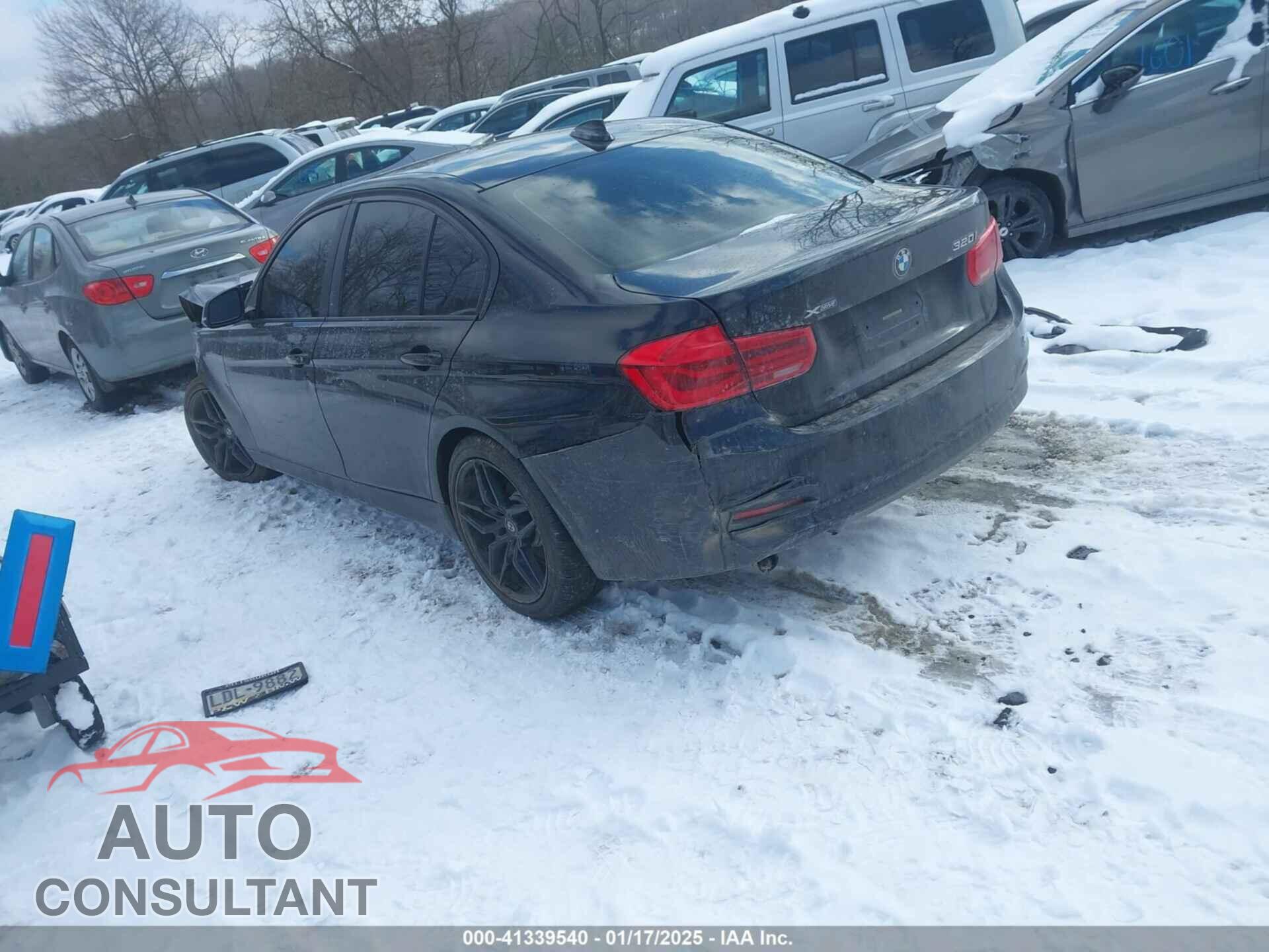 BMW 320I 2016 - WBA8E5G58GNU20666