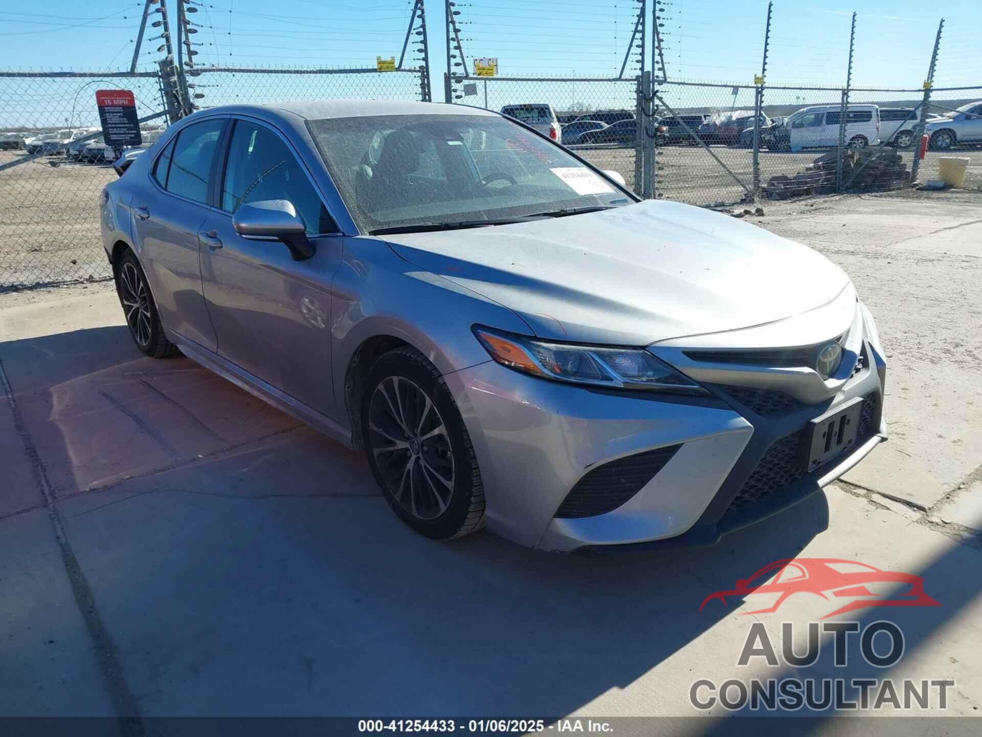 TOYOTA CAMRY 2019 - 4T1B11HK1KU278110