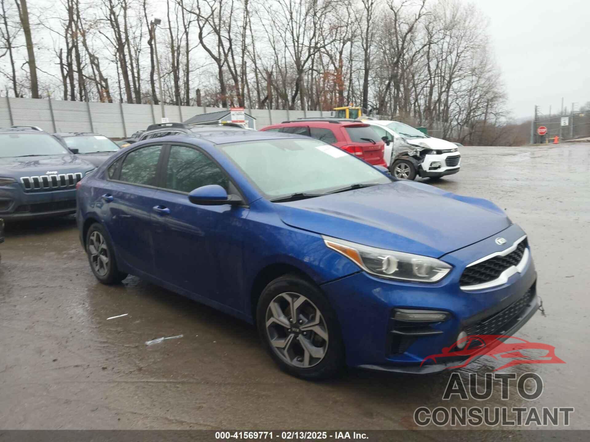 KIA FORTE 2018 - 3KPFK4A74JE234528