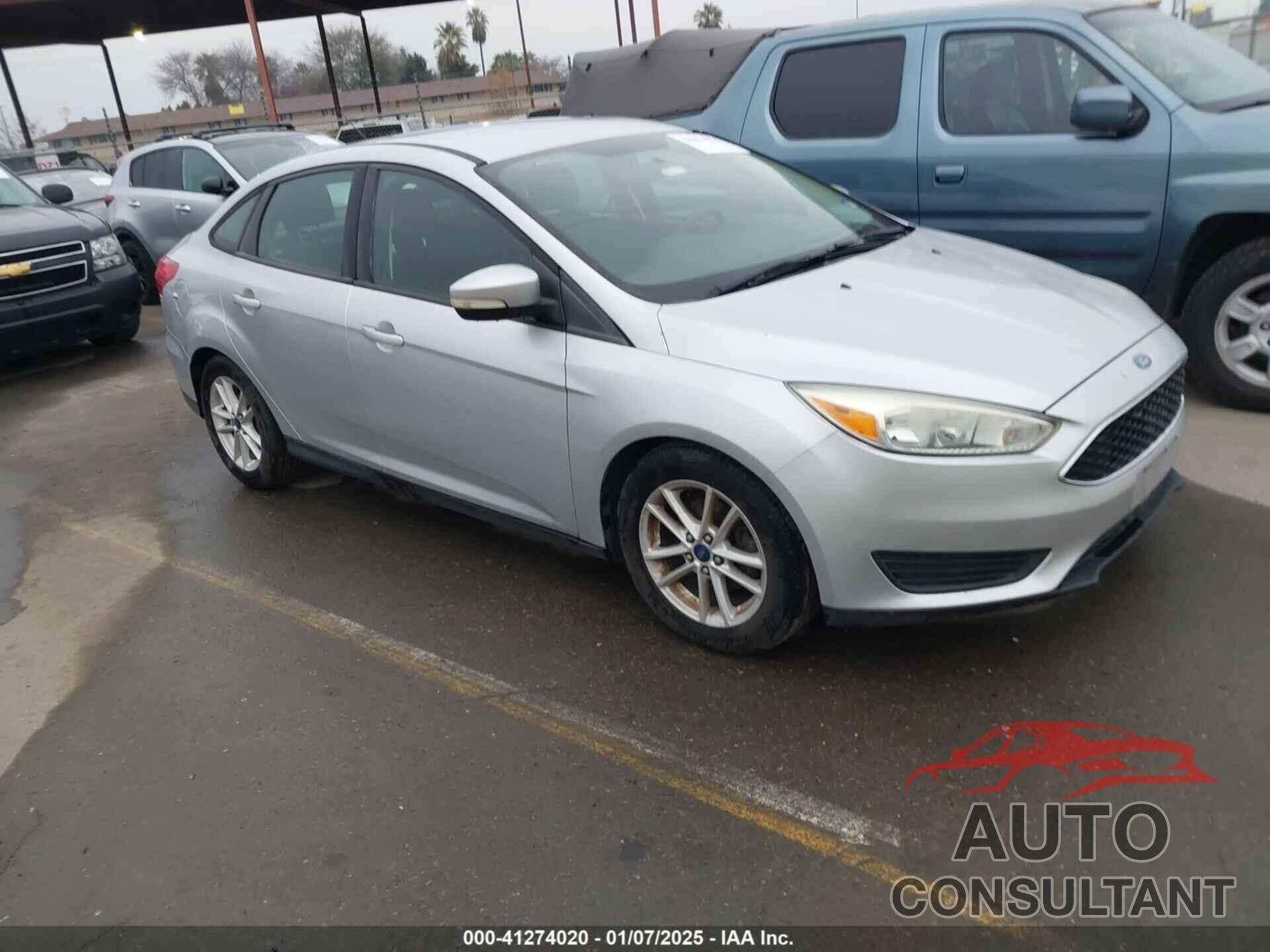 FORD FOCUS 2015 - 1FADP3FE3FL261119