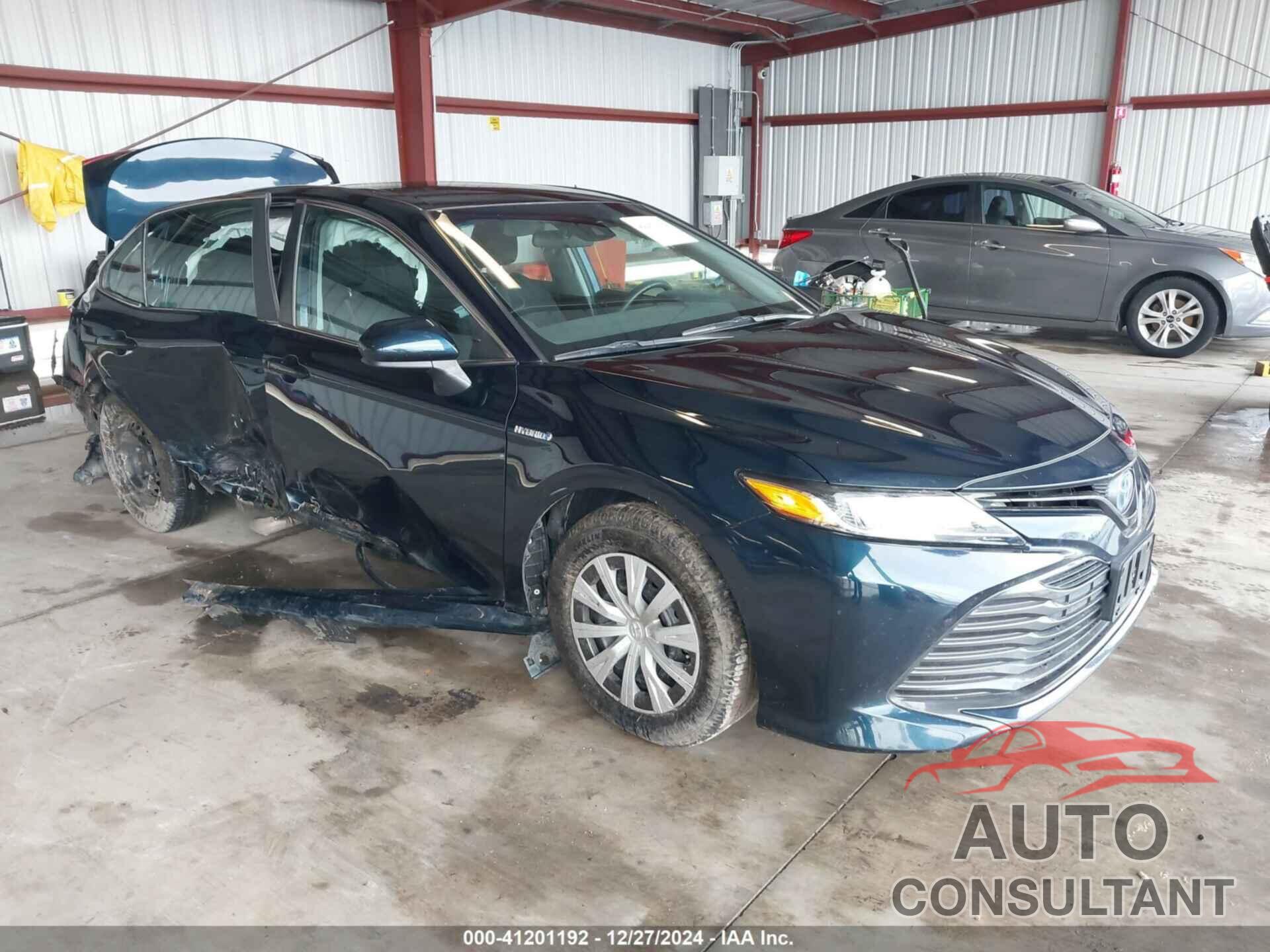 TOYOTA CAMRY HYBRID 2018 - 4T1B31HK5JU506585