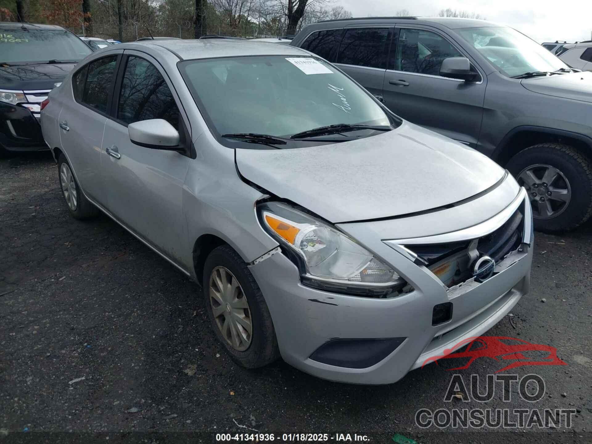NISSAN VERSA 2017 - 3N1CN7AP3HL859037