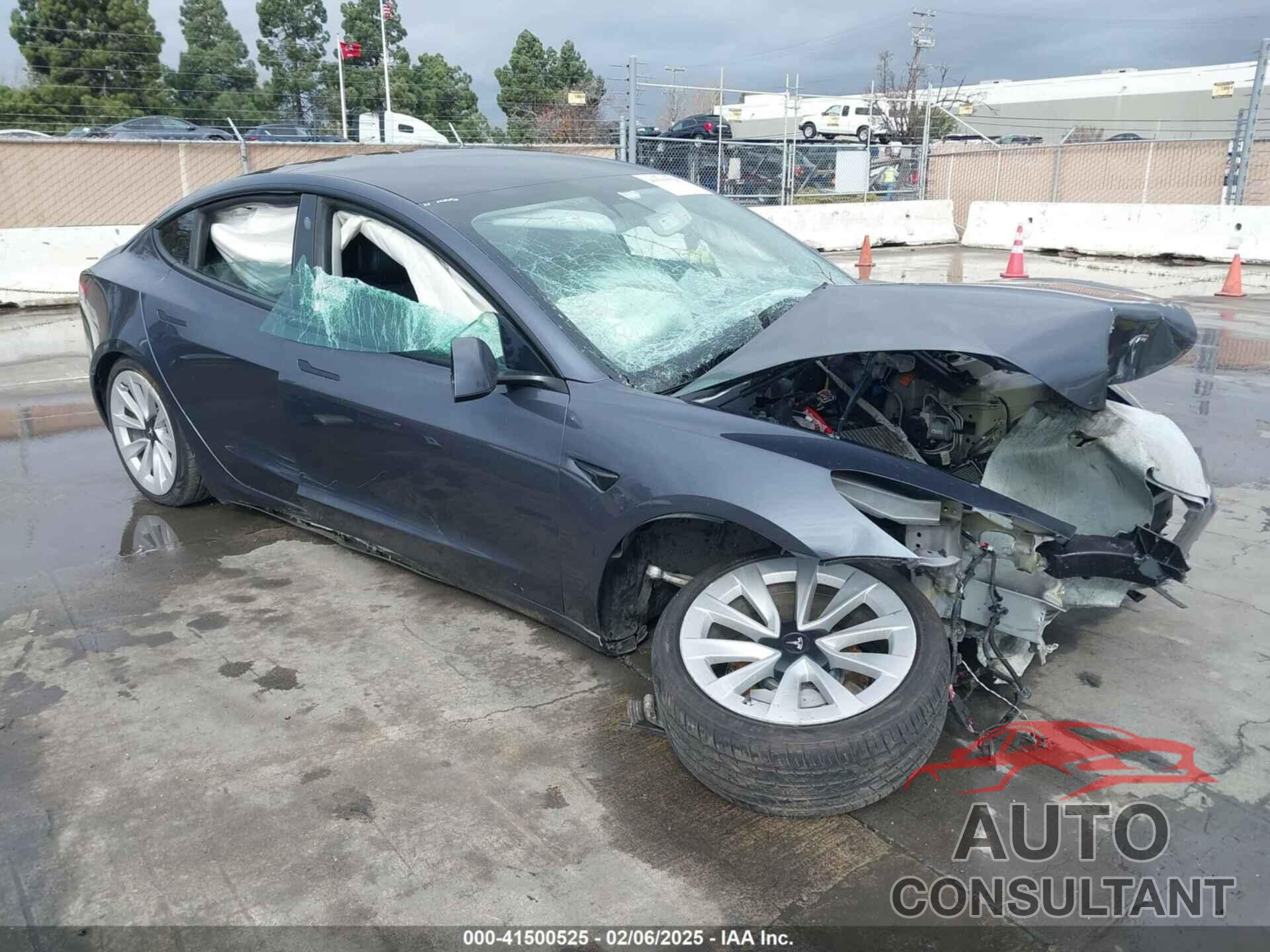 TESLA MODEL 3 2022 - 5YJ3E1EAXNF142967
