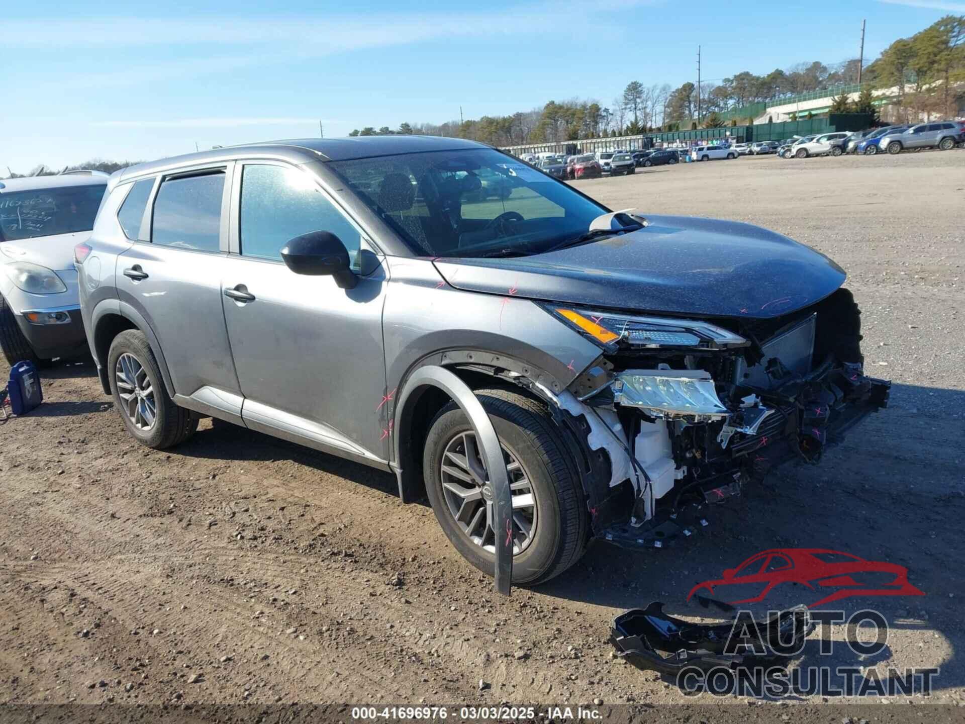 NISSAN ROGUE 2024 - 5N1BT3AB1RC754033
