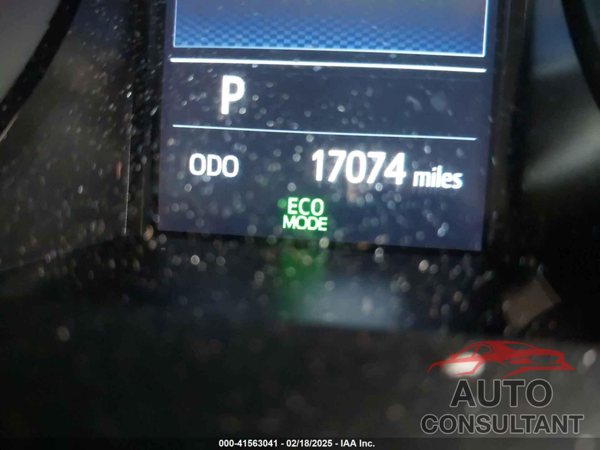 TOYOTA C-HR 2022 - NMTKHMBX0NR143424