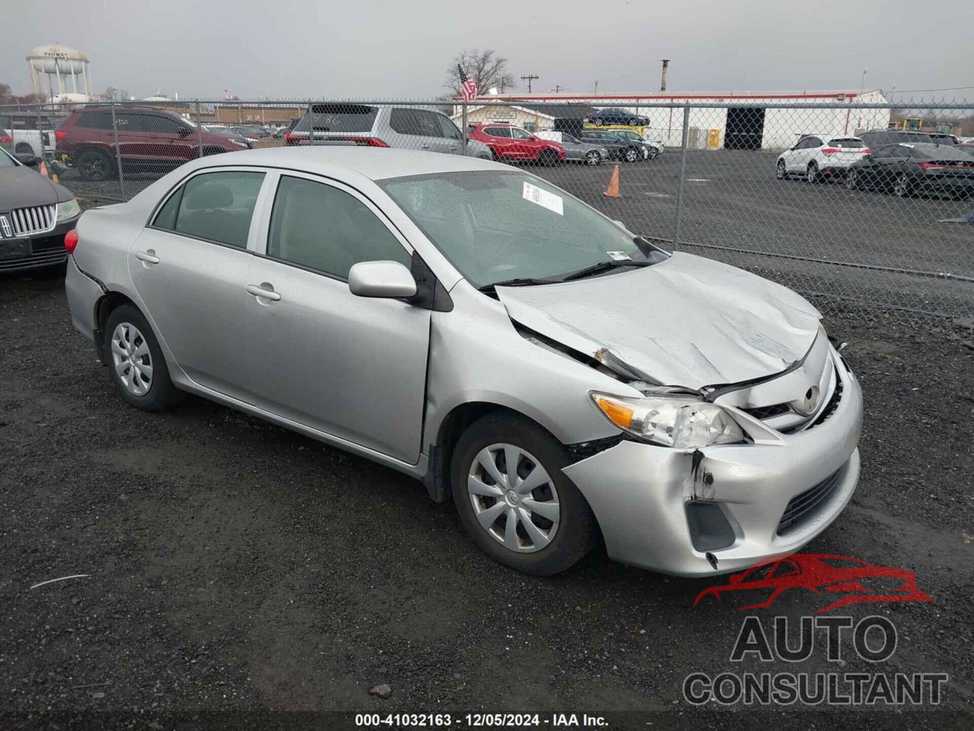 TOYOTA COROLLA 2013 - 2T1BU4EE0DC108140
