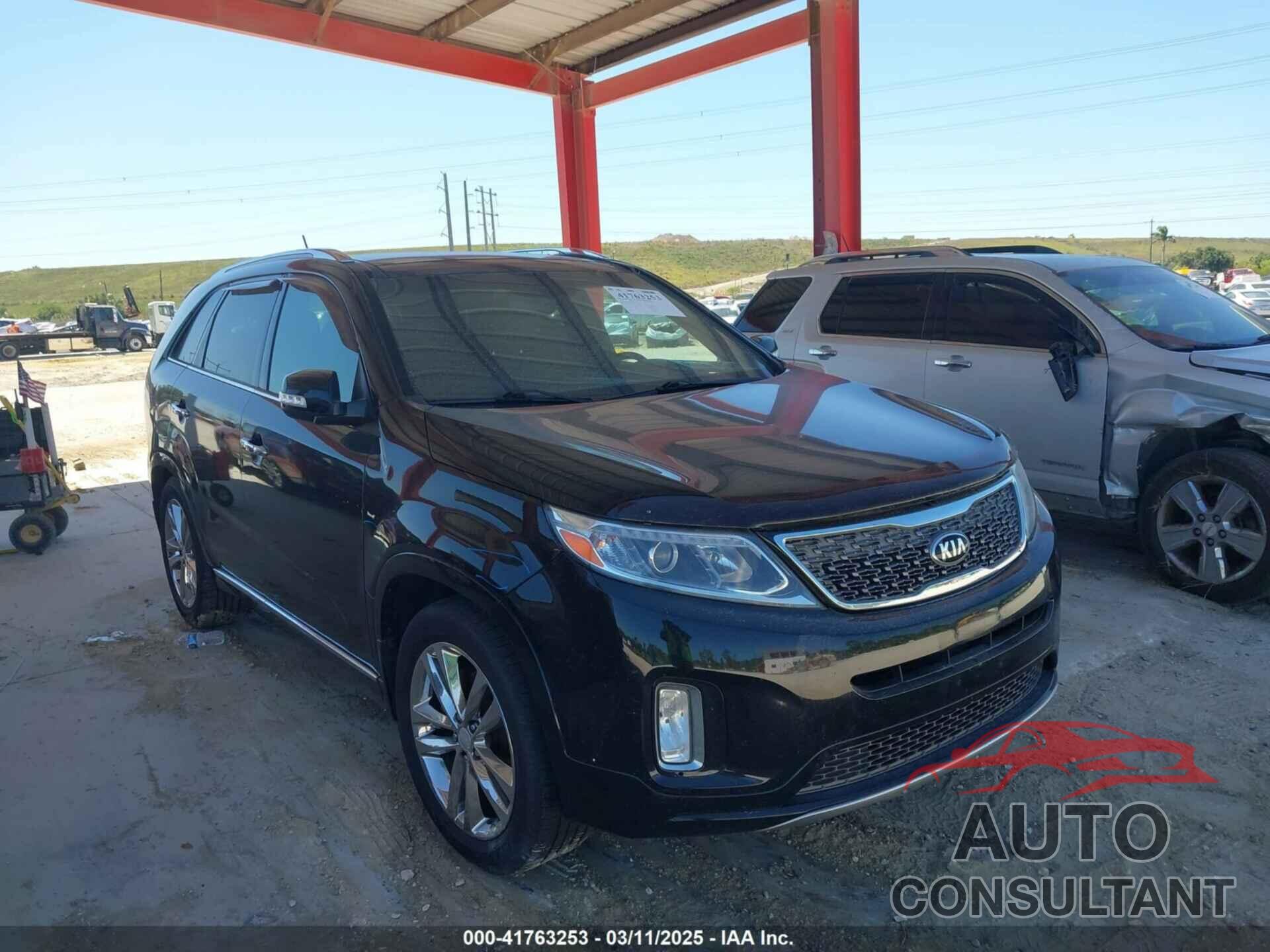 KIA SORENTO 2015 - 5XYKW4A74FG638961