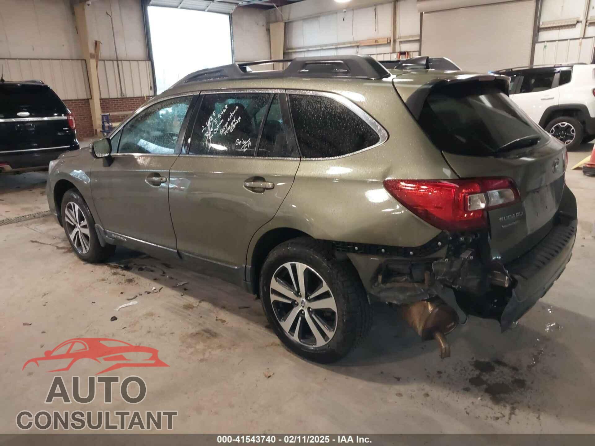 SUBARU OUTBACK 2018 - 4S4BSANC3J3261663