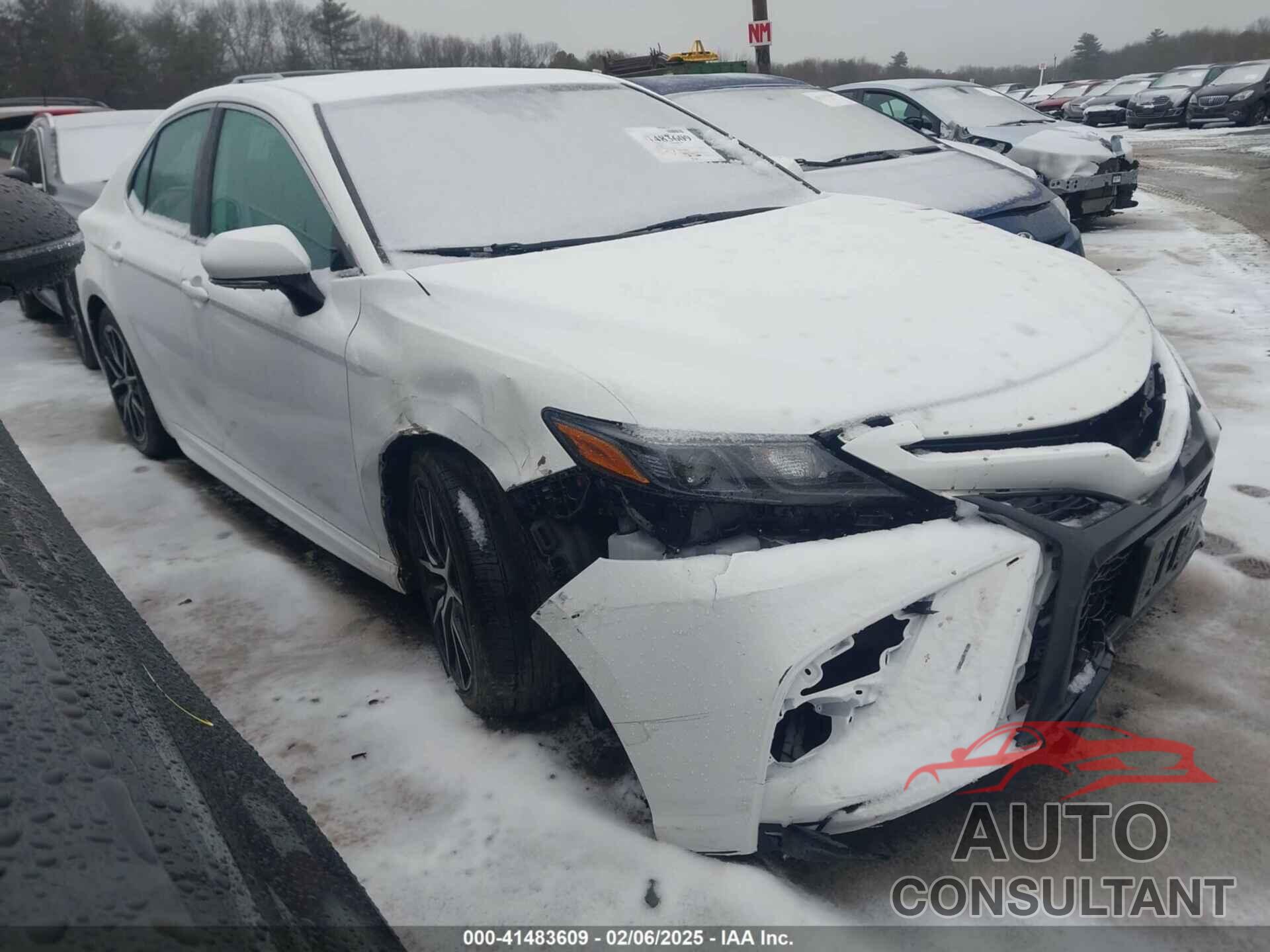 TOYOTA CAMRY 2022 - 4T1G11AK5NU686288