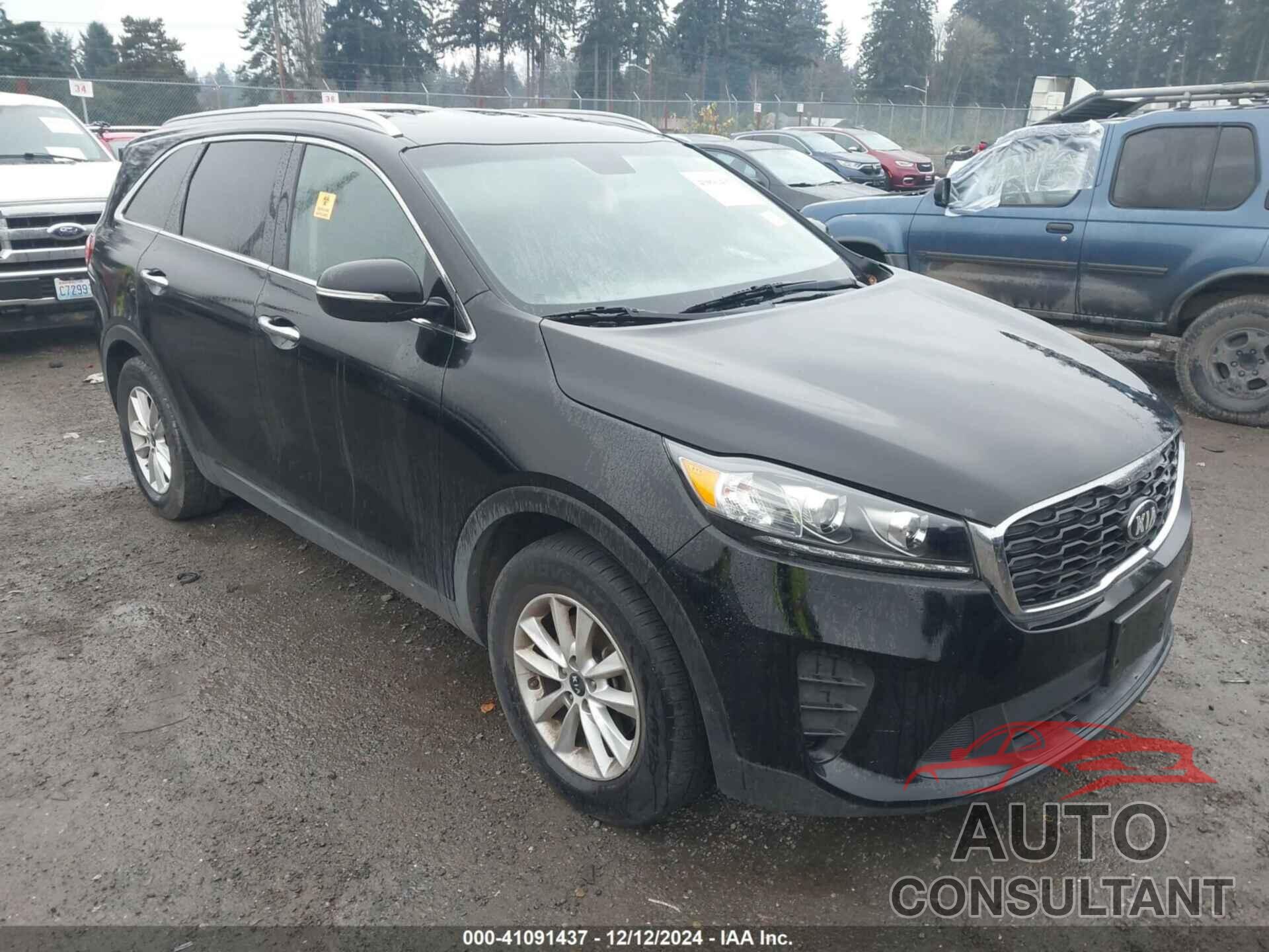 KIA SORENTO 2019 - 5XYPG4A39KG567668