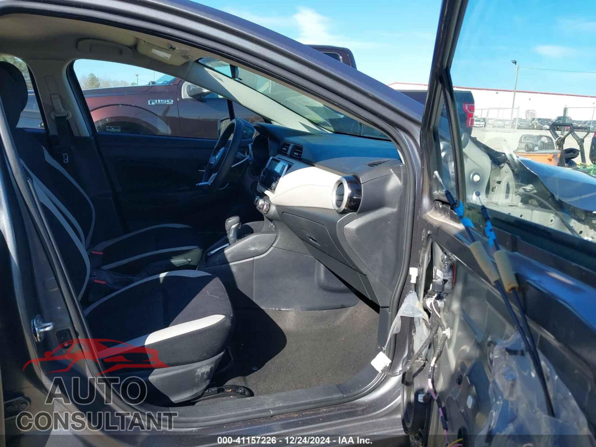 NISSAN VERSA 2021 - 3N1CN8EVXML818512