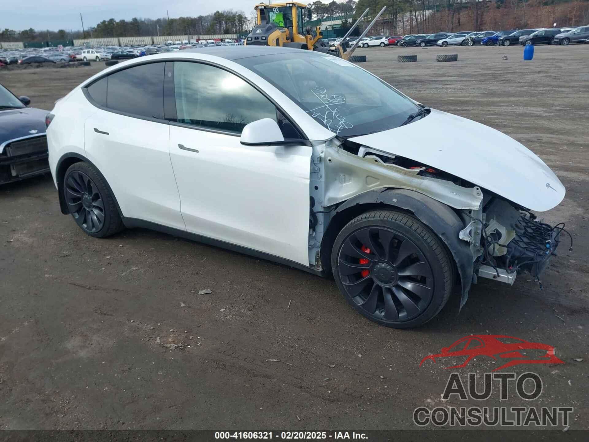 TESLA MODEL Y 2021 - 5YJYGDEF1MF262930