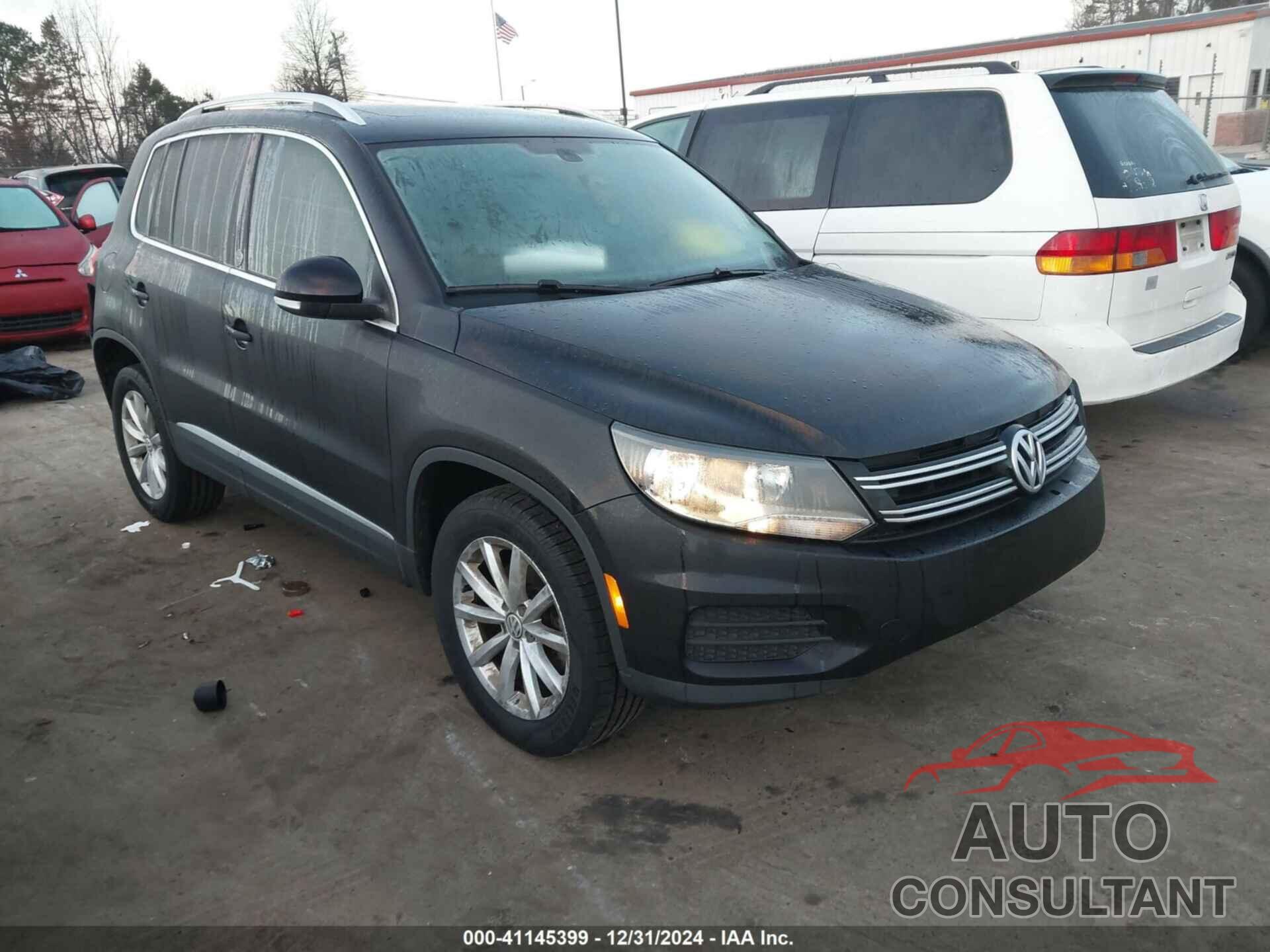 VOLKSWAGEN TIGUAN 2017 - WVGSV7AX0HW512554