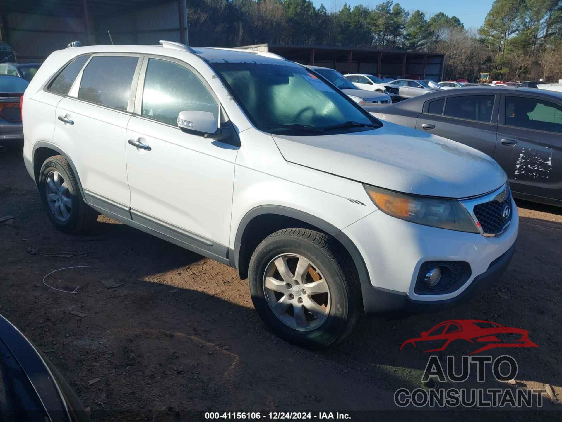 KIA SORENTO 2011 - 5XYKT3A12BG013838