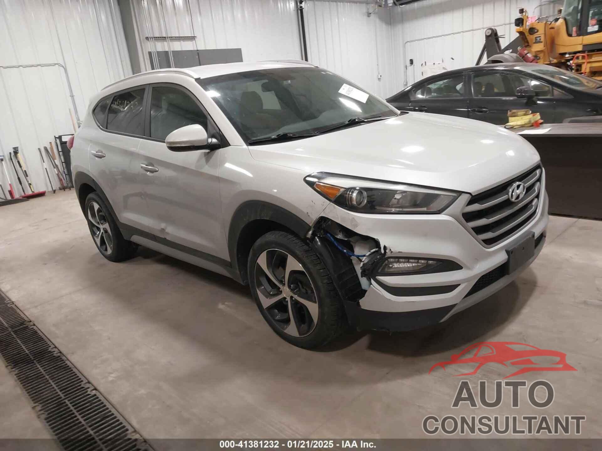 HYUNDAI TUCSON 2018 - KM8J3CAL8JU800931