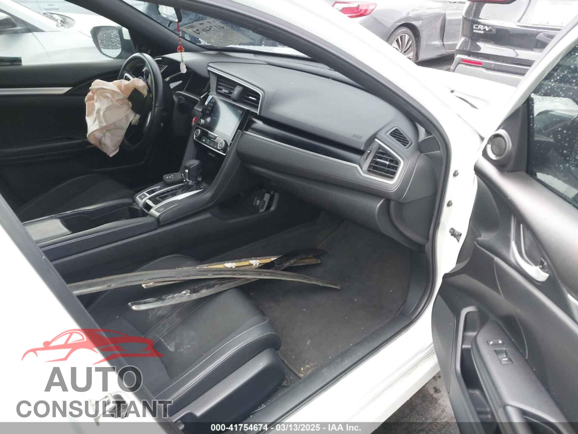 HONDA CIVIC 2019 - 2HGFC2F81KH543741