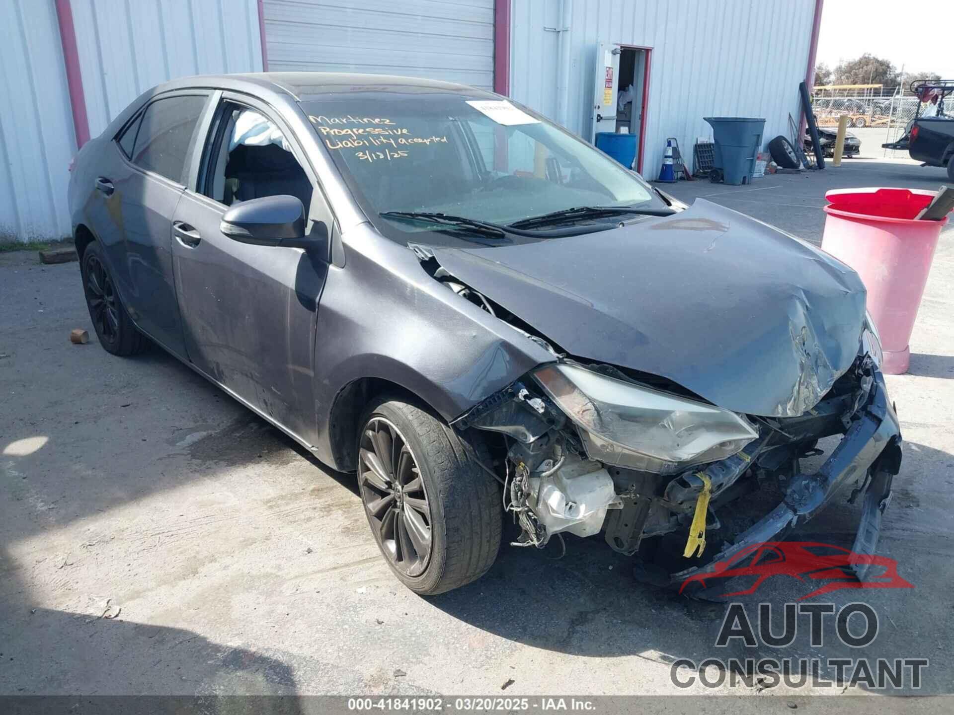 TOYOTA COROLLA 2015 - 5YFBURHE5FP318695
