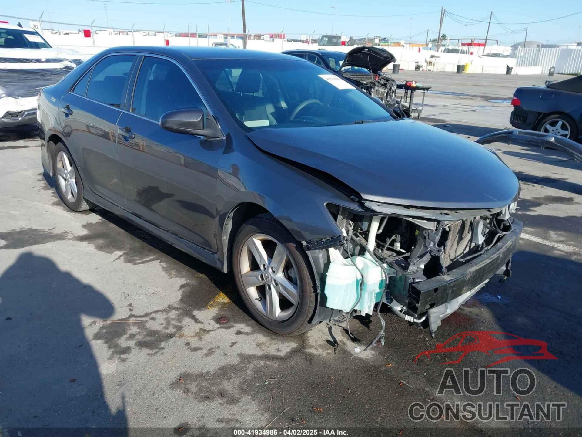 TOYOTA CAMRY 2014 - 4T1BF1FK0EU736549