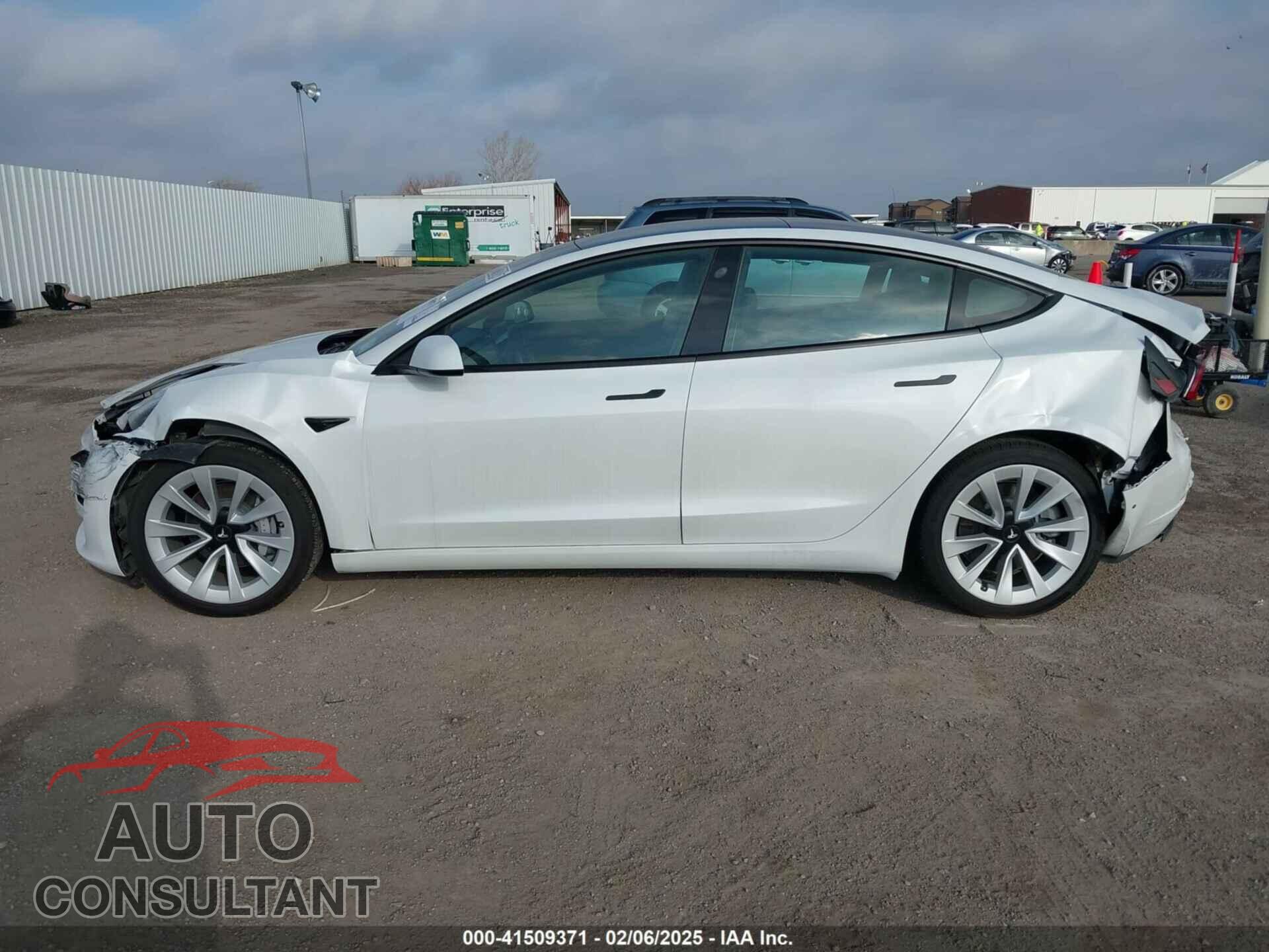 TESLA MODEL 3 2021 - 5YJ3E1EA3MF920833