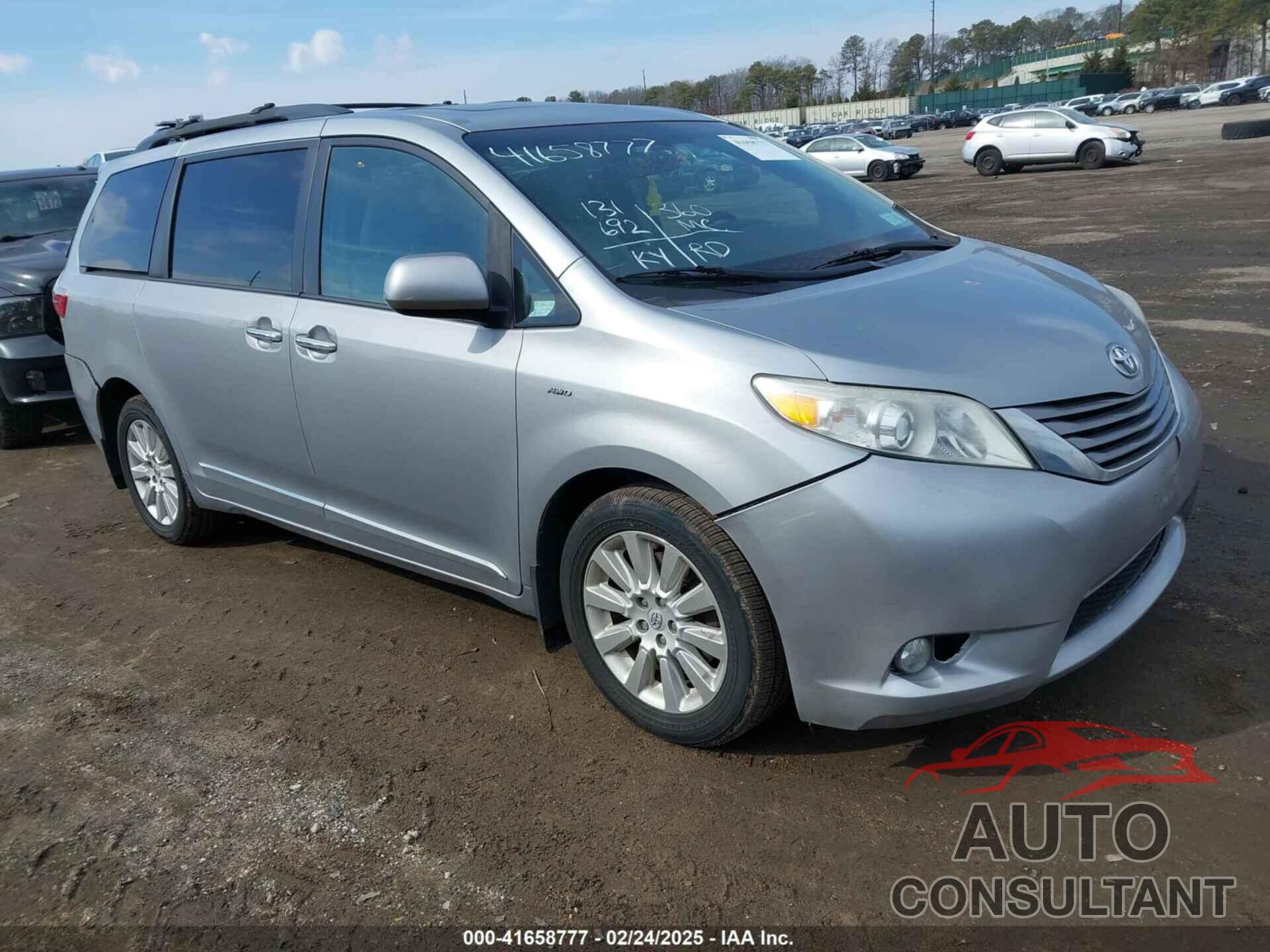 TOYOTA SIENNA 2016 - 5TDDK3DC1GS140440