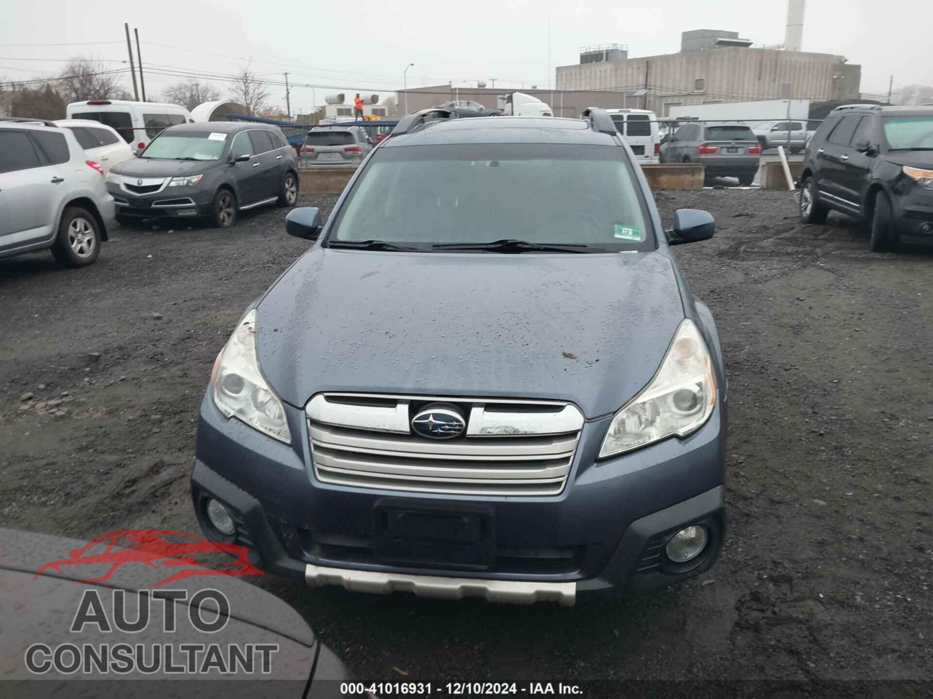 SUBARU OUTBACK 2013 - 4S4BRBKC8D3250958