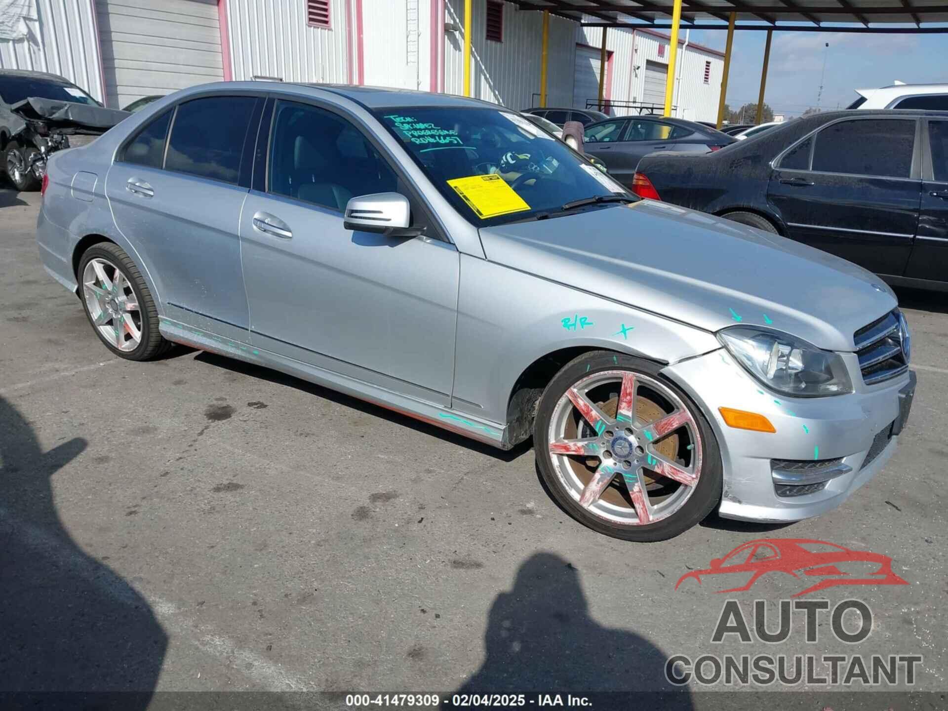 MERCEDES-BENZ C 250 2014 - WDDGF4HB0EA960100