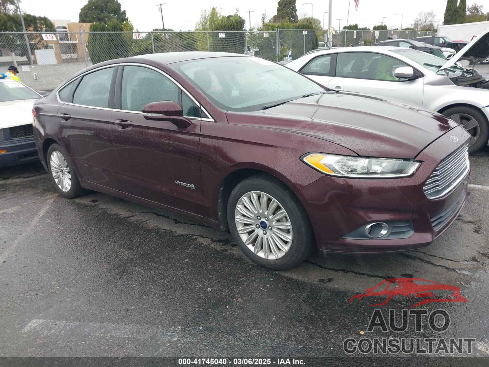 FORD FUSION HYBRID 2013 - 3FA6P0LU3DR209247