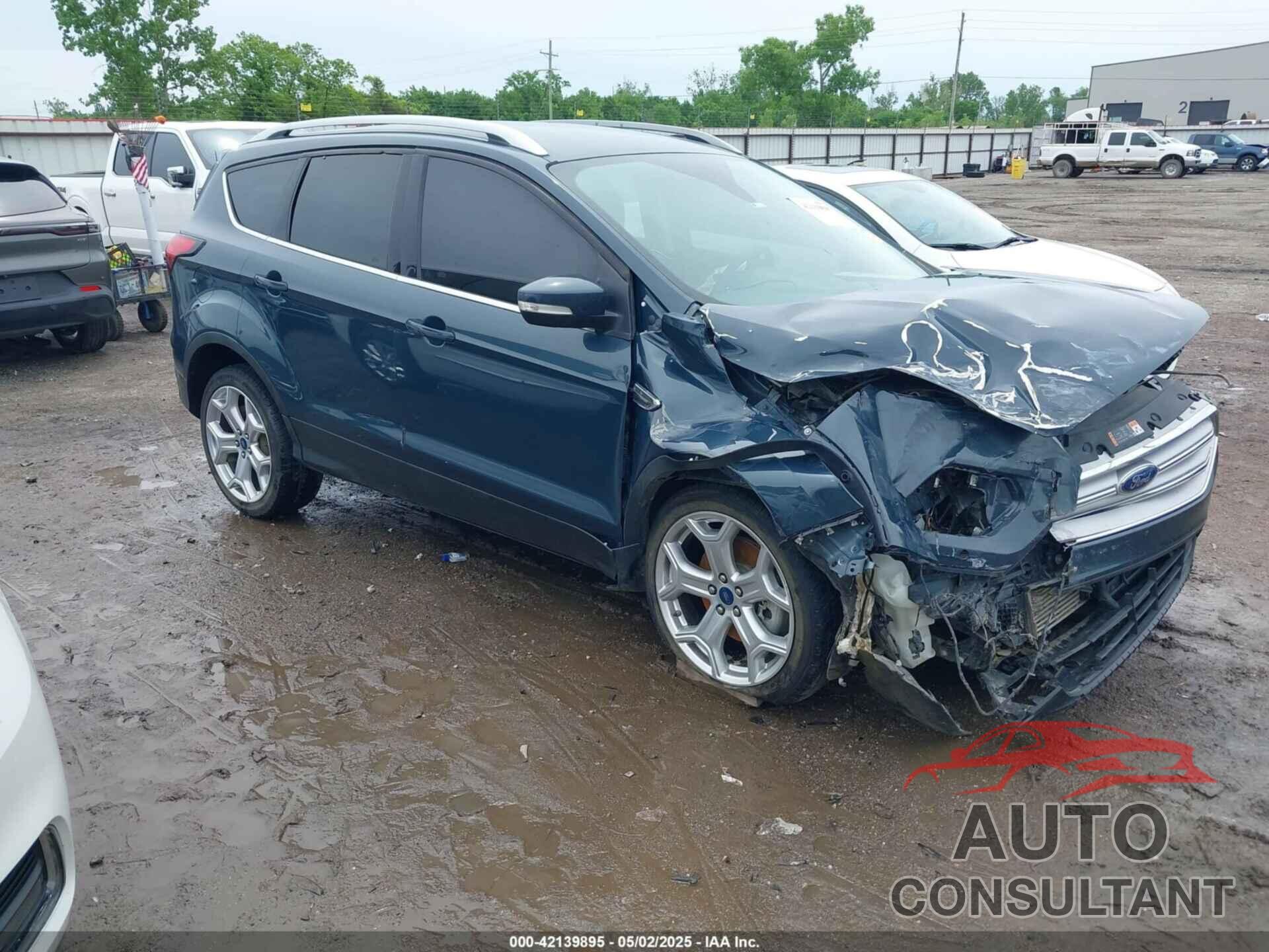 FORD ESCAPE 2019 - 1FMCU0J94KUC32929