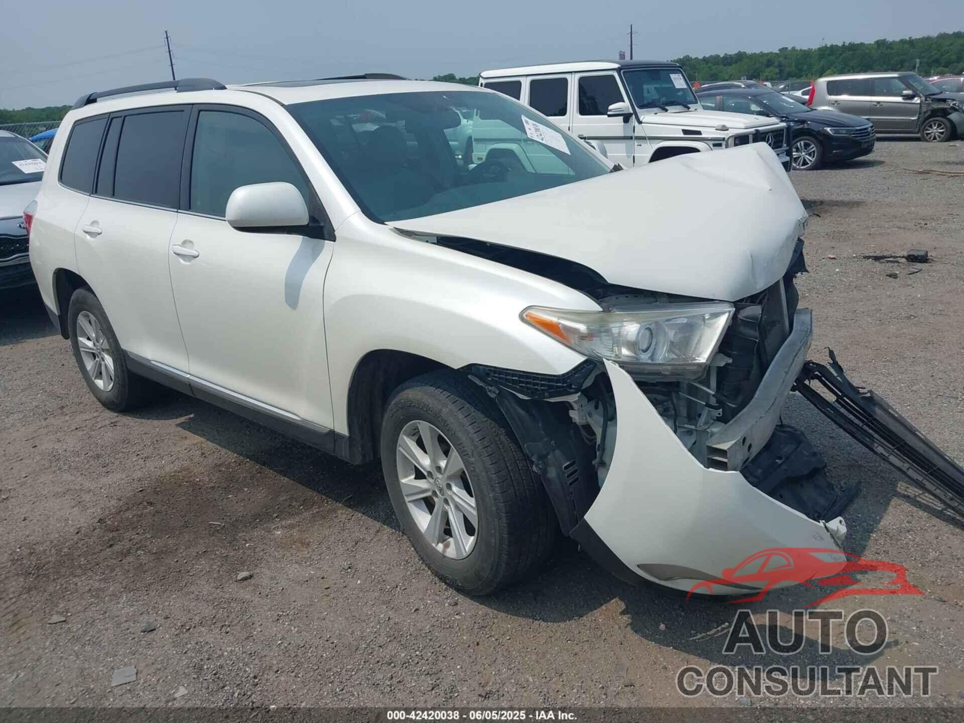 TOYOTA HIGHLANDER 2013 - 5TDBK3EH9DS247605