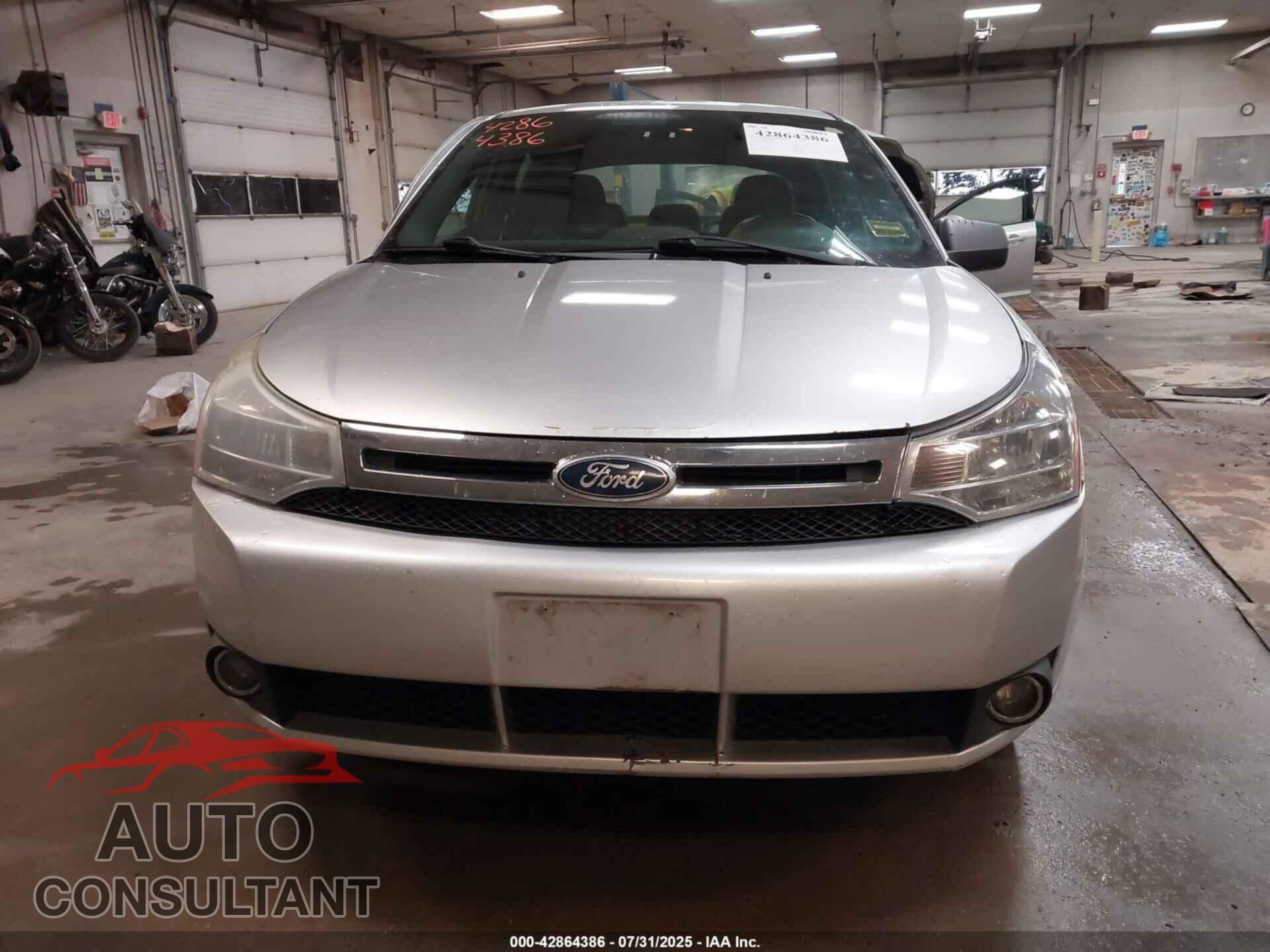 FORD FOCUS 2011 - 1FAHP3FN5BW100295