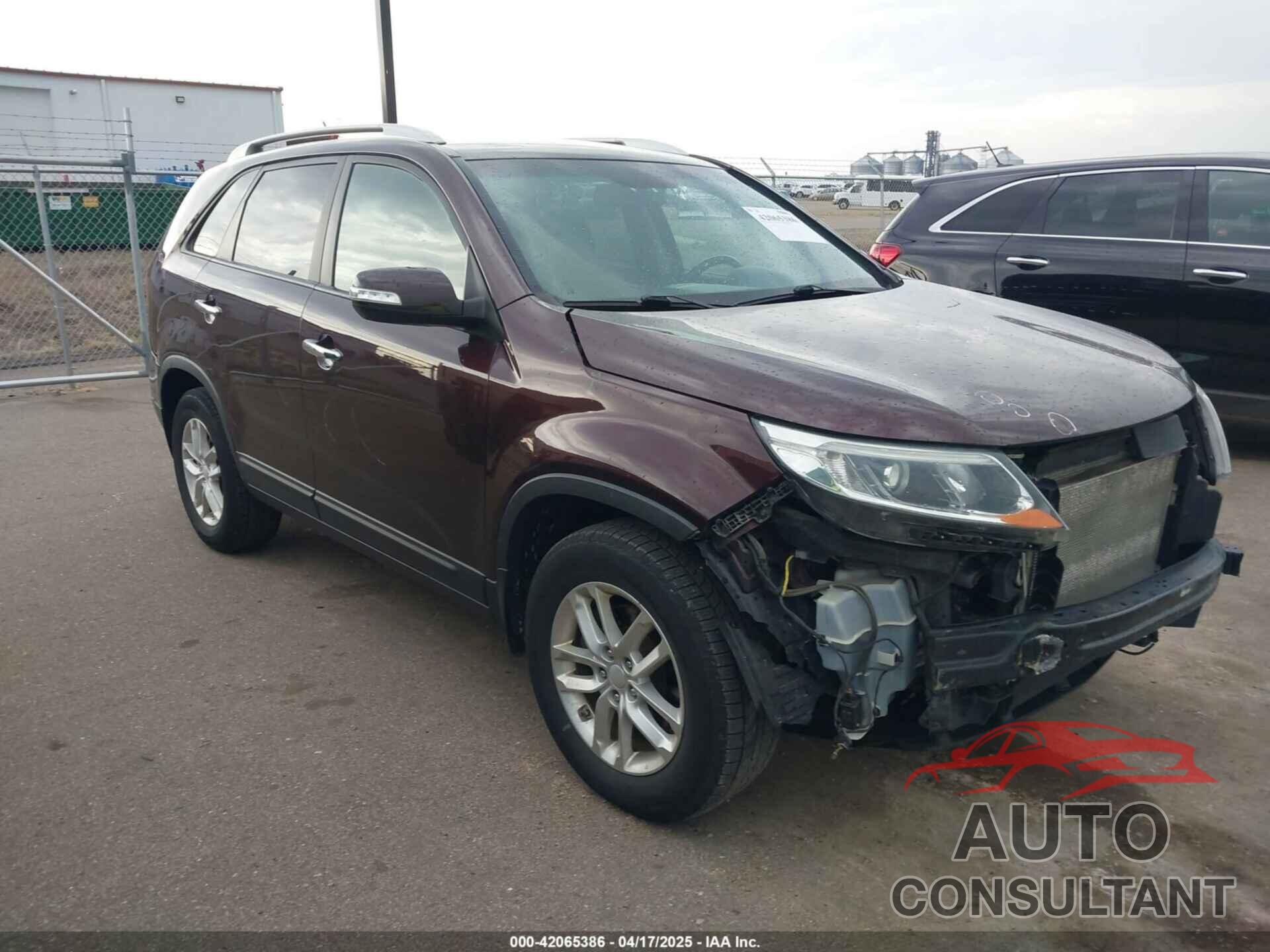 KIA SORENTO 2015 - 5XYKT3A69FG558923