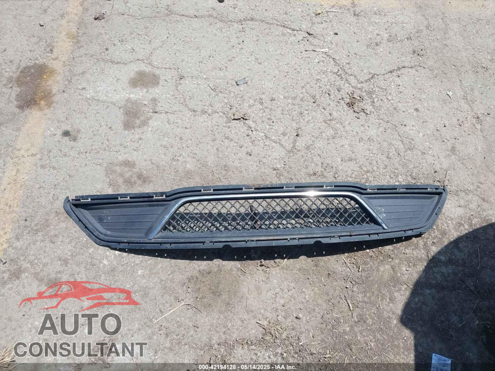 FORD EXPLORER 2011 - 1FMHK8F80BGA50282
