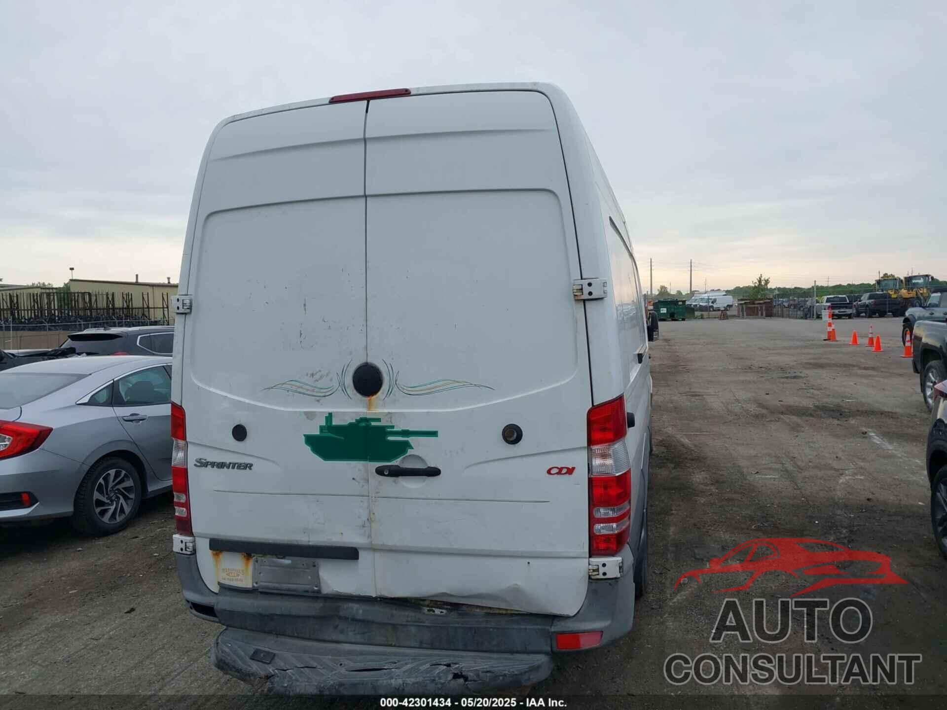 MERCEDES-BENZ SPRINTER 2010 - WD3PE8CC3A5433928
